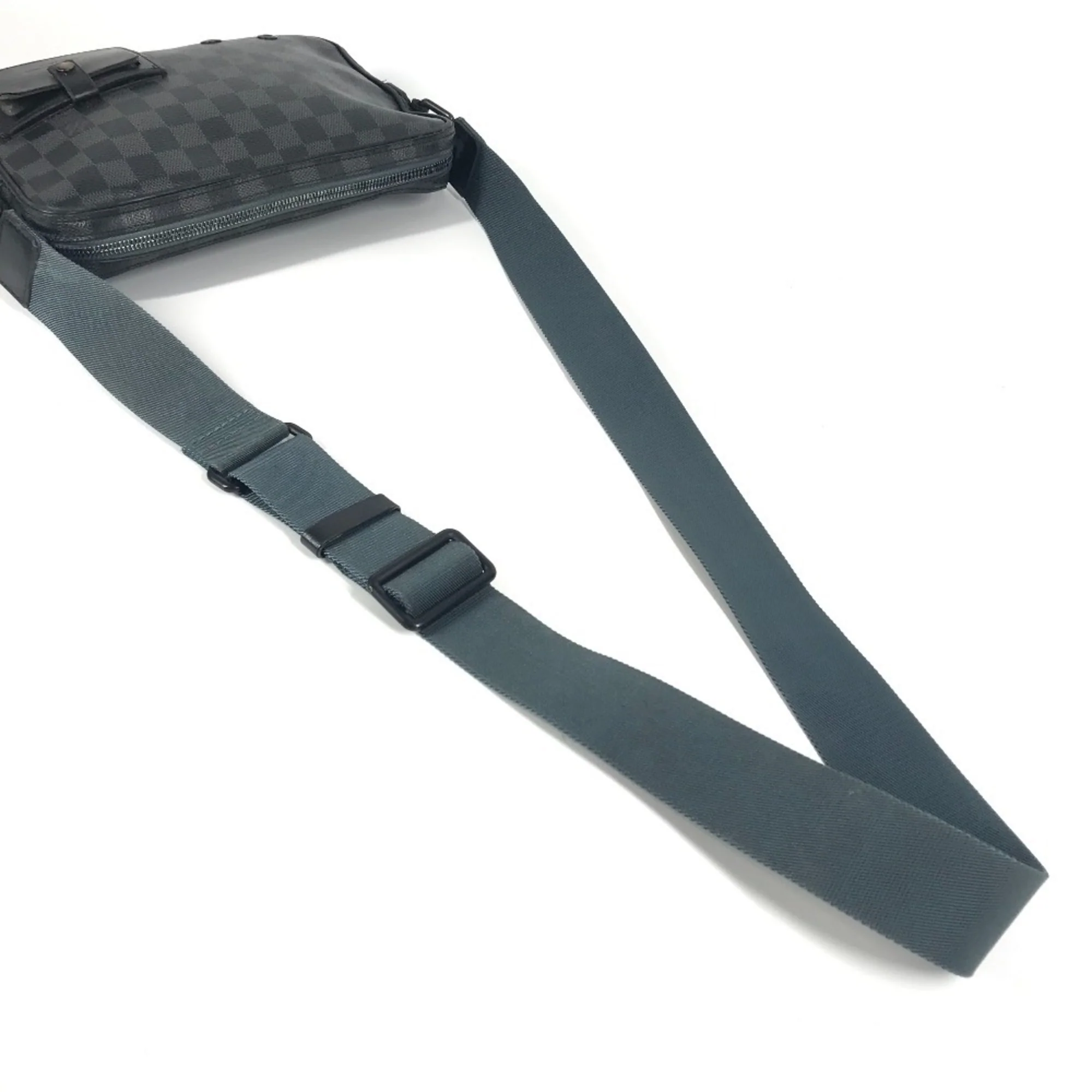 Alpha Messenger Bag Damier Graphite - Image 8