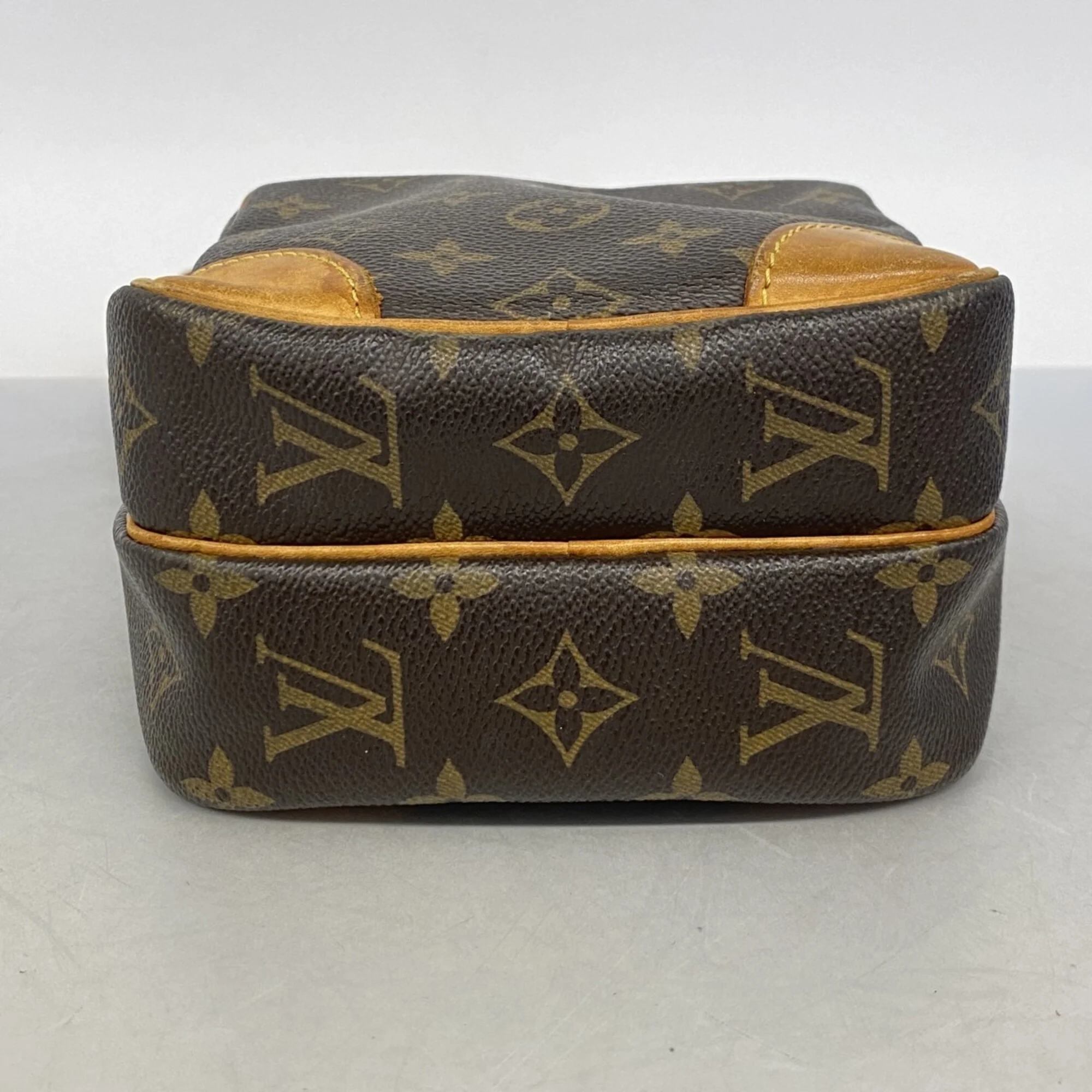 Amazone Bag Monogram Canvas - Image 3