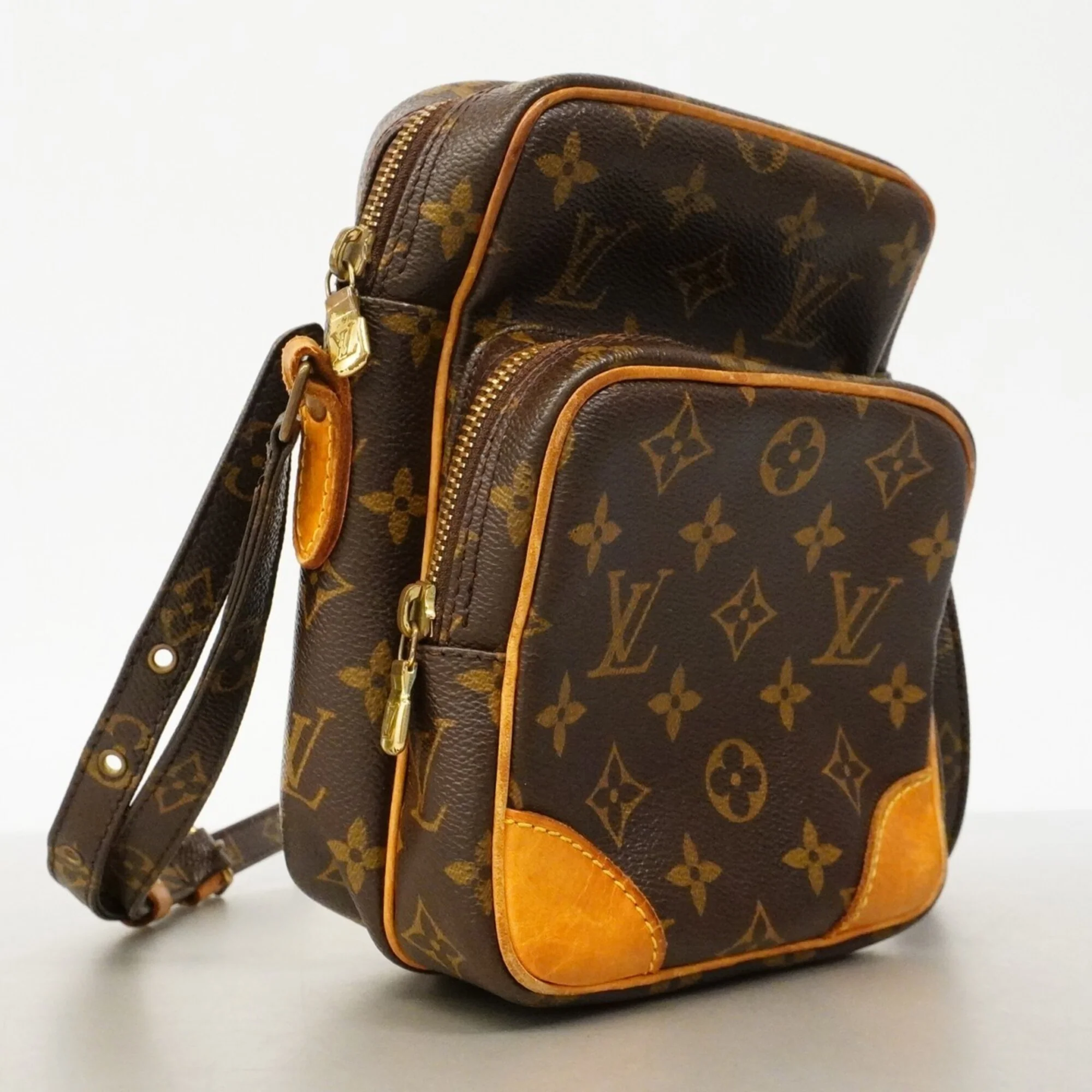 Amazone Bag Monogram Canvas - Image 2