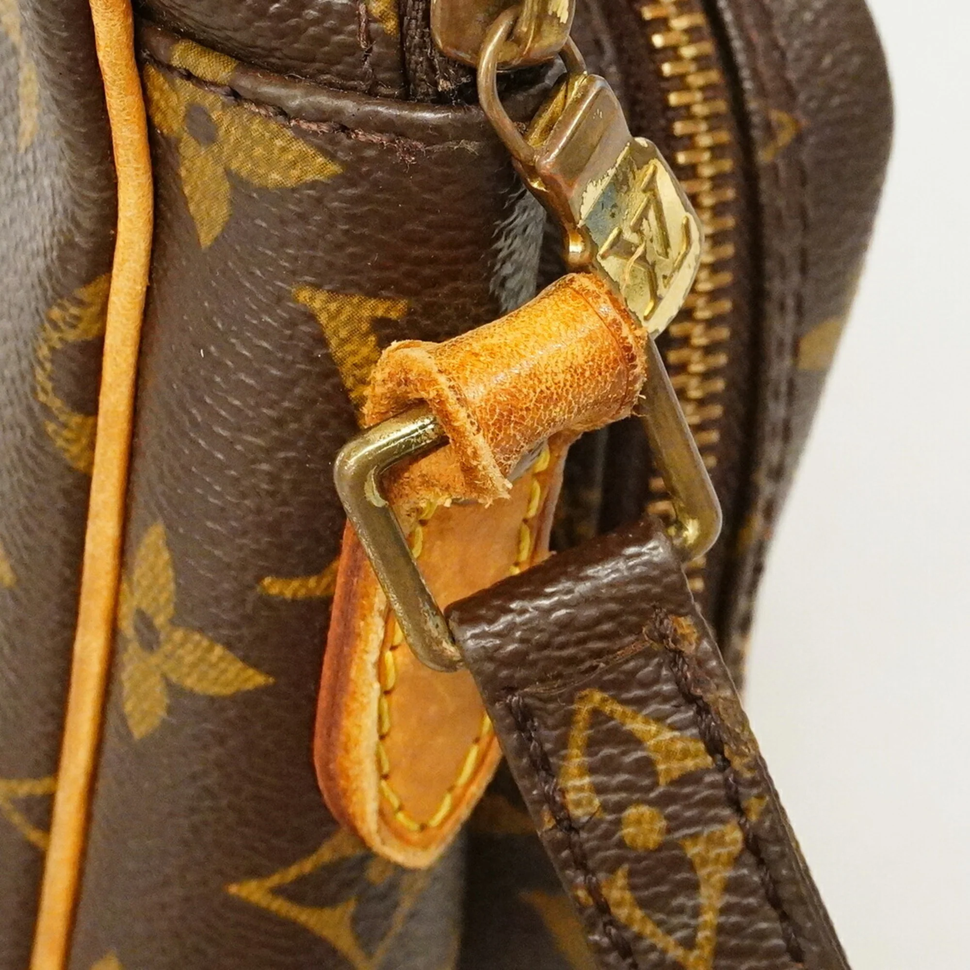 Amazone Bag Monogram Canvas - Image 8