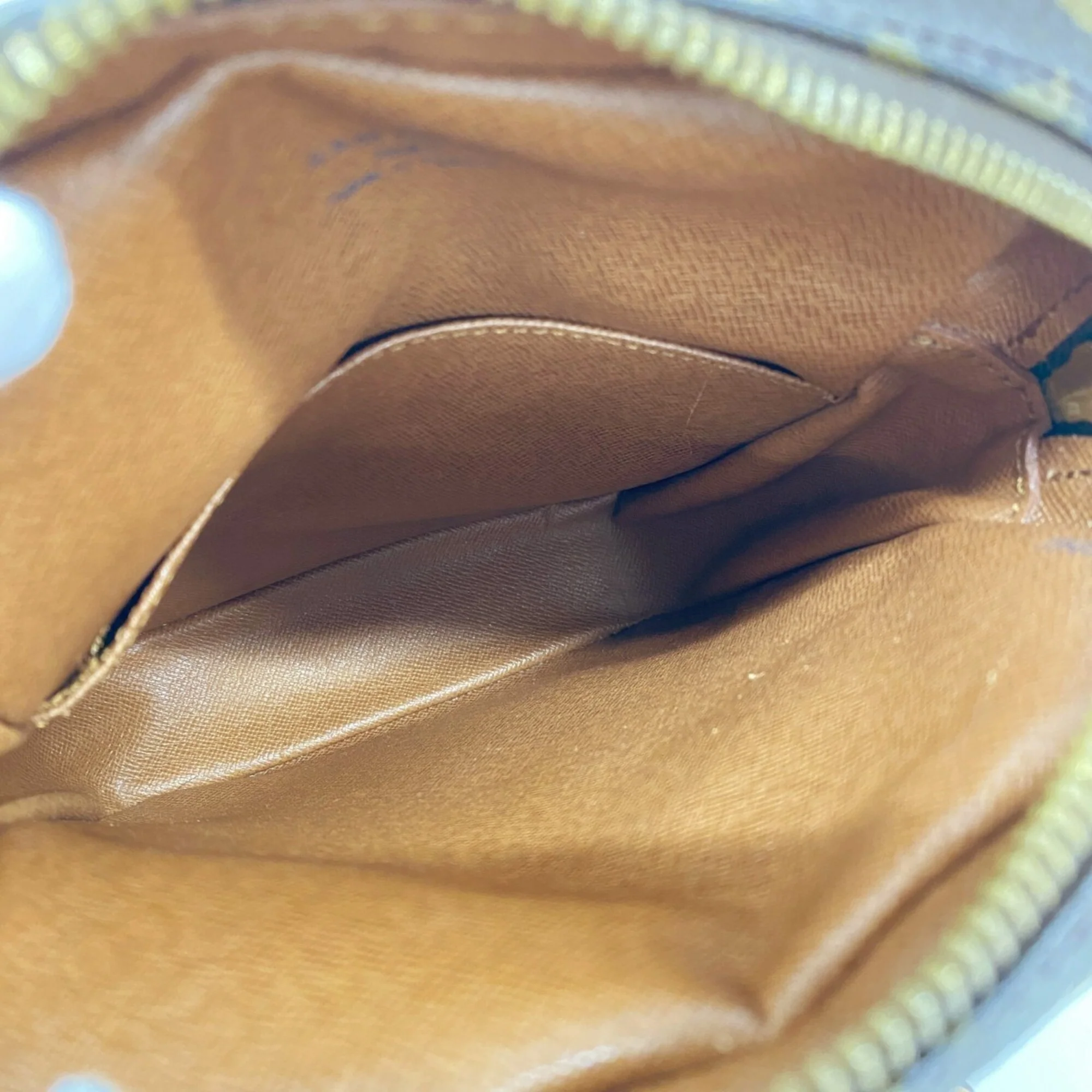 Amazone Bag Monogram Canvas - Image 4