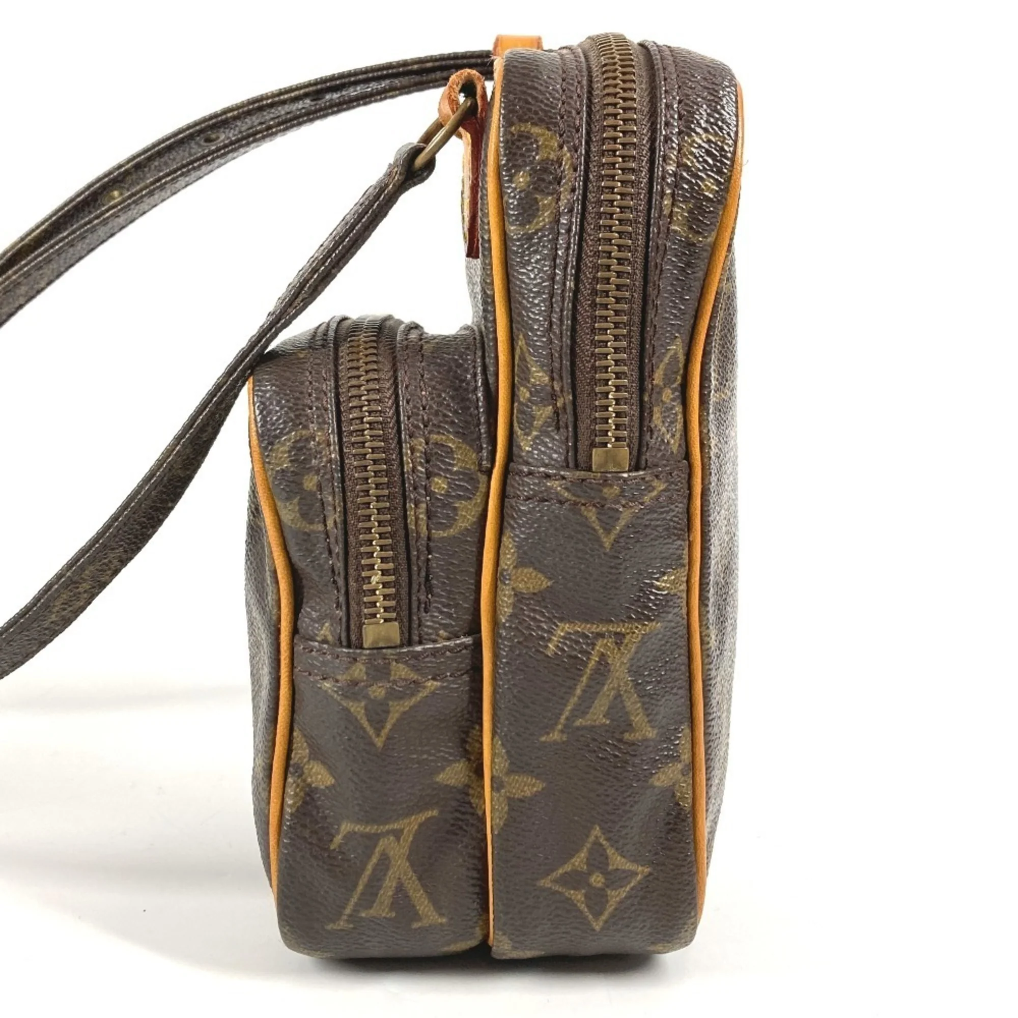 Amazone Bag Monogram Canvas - Image 3