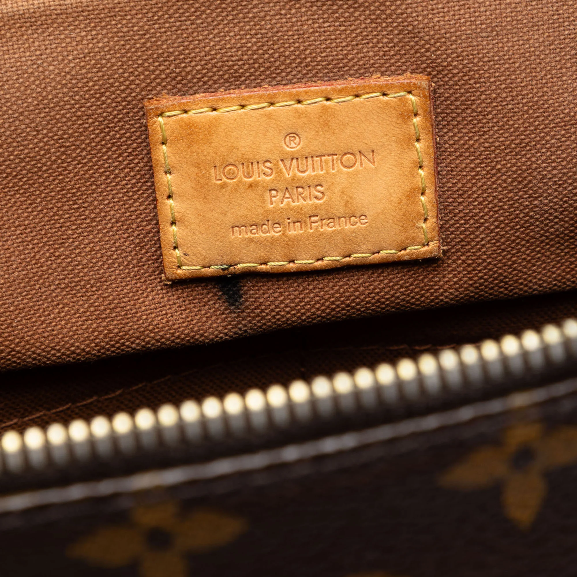 Beaubourg Messenger Bag Monogram Canvas MM - Image 5