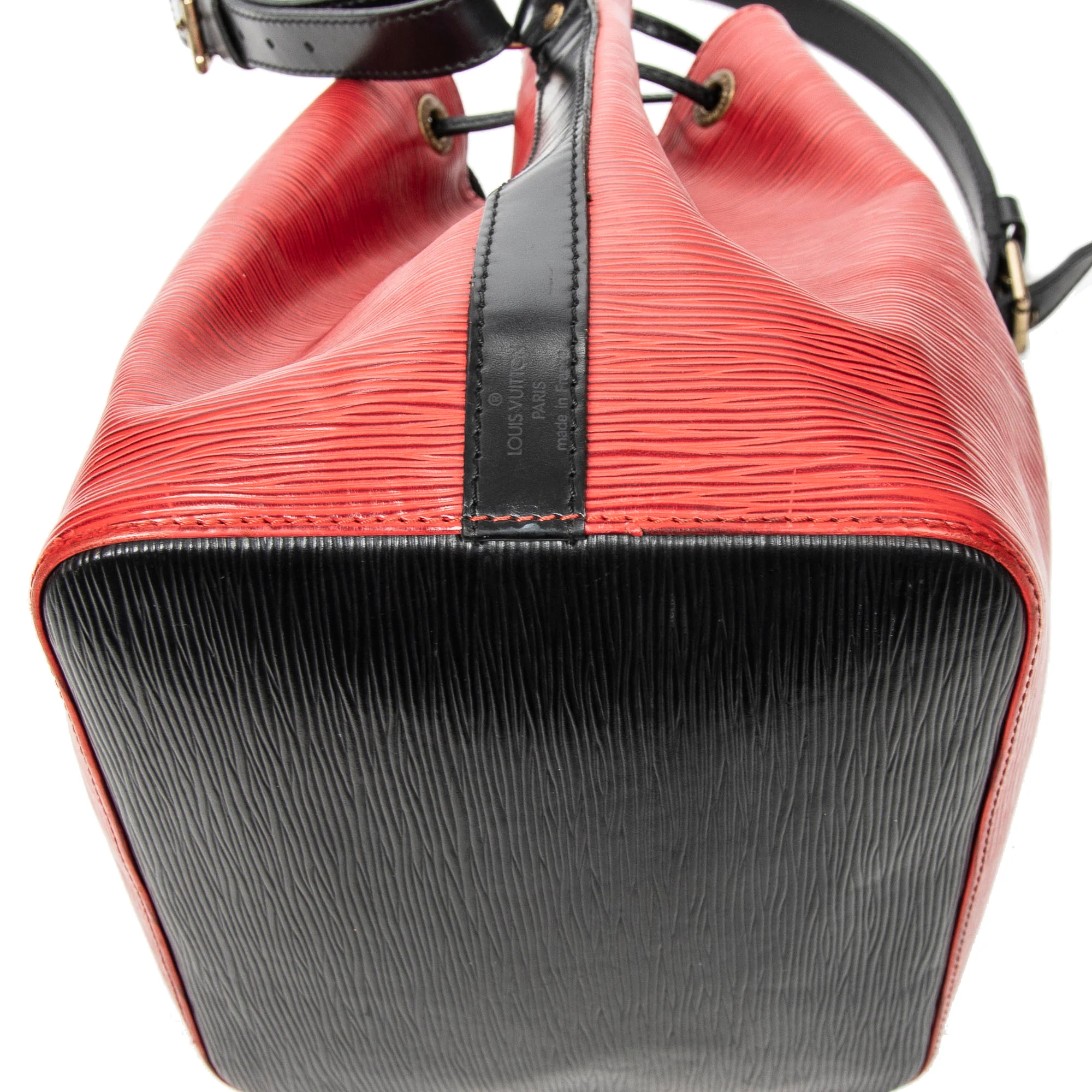 Bicolor Petit Noe Handbag Epi Leather - Image 7