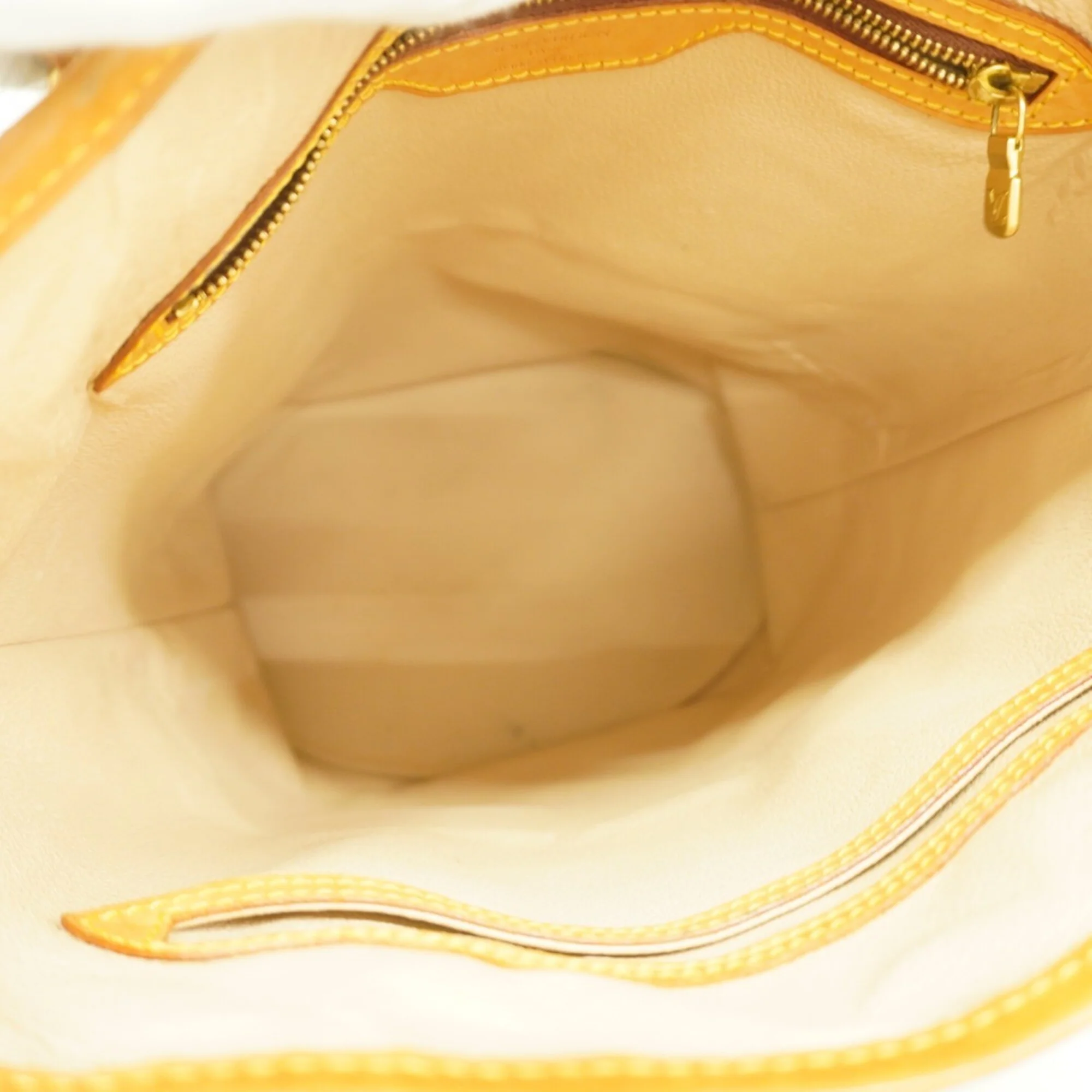 Bucket Bag Monogram Canvas GM - Image 4