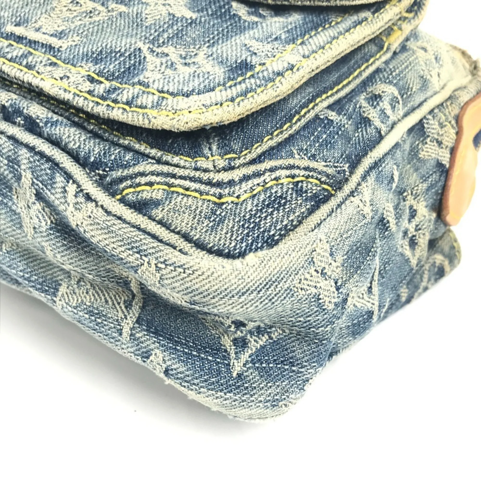 Bum Bag Denim - Image 7