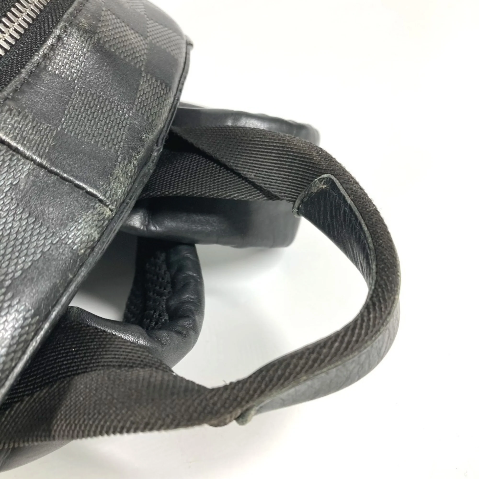 Campus Backpack Damier Infini Leather - Image 4