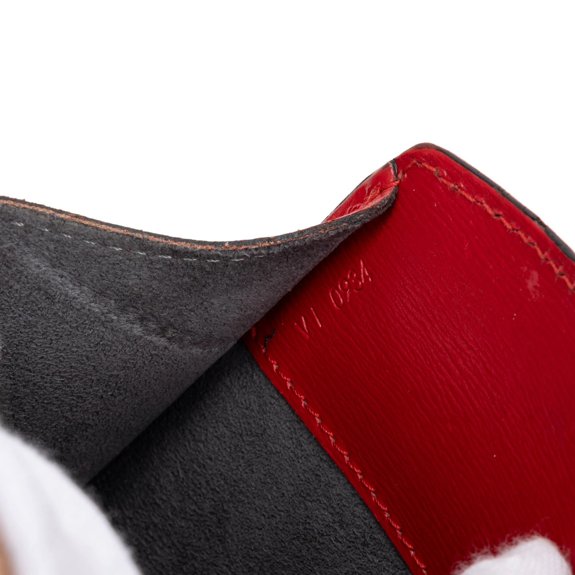 Cluny Shoulder Bag Epi Leather - Image 7