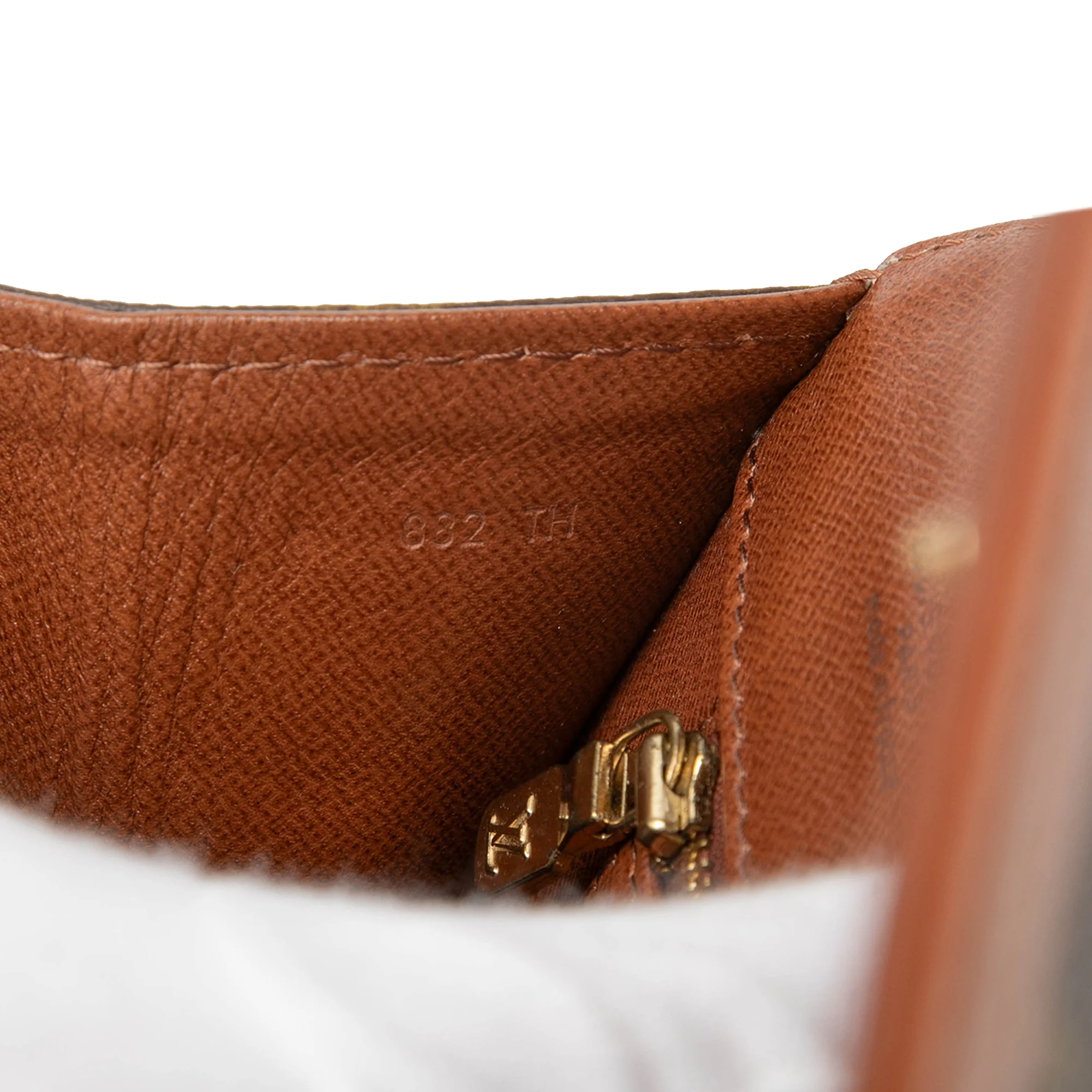 Dame Pochette Monogram Canvas GM - Image 6