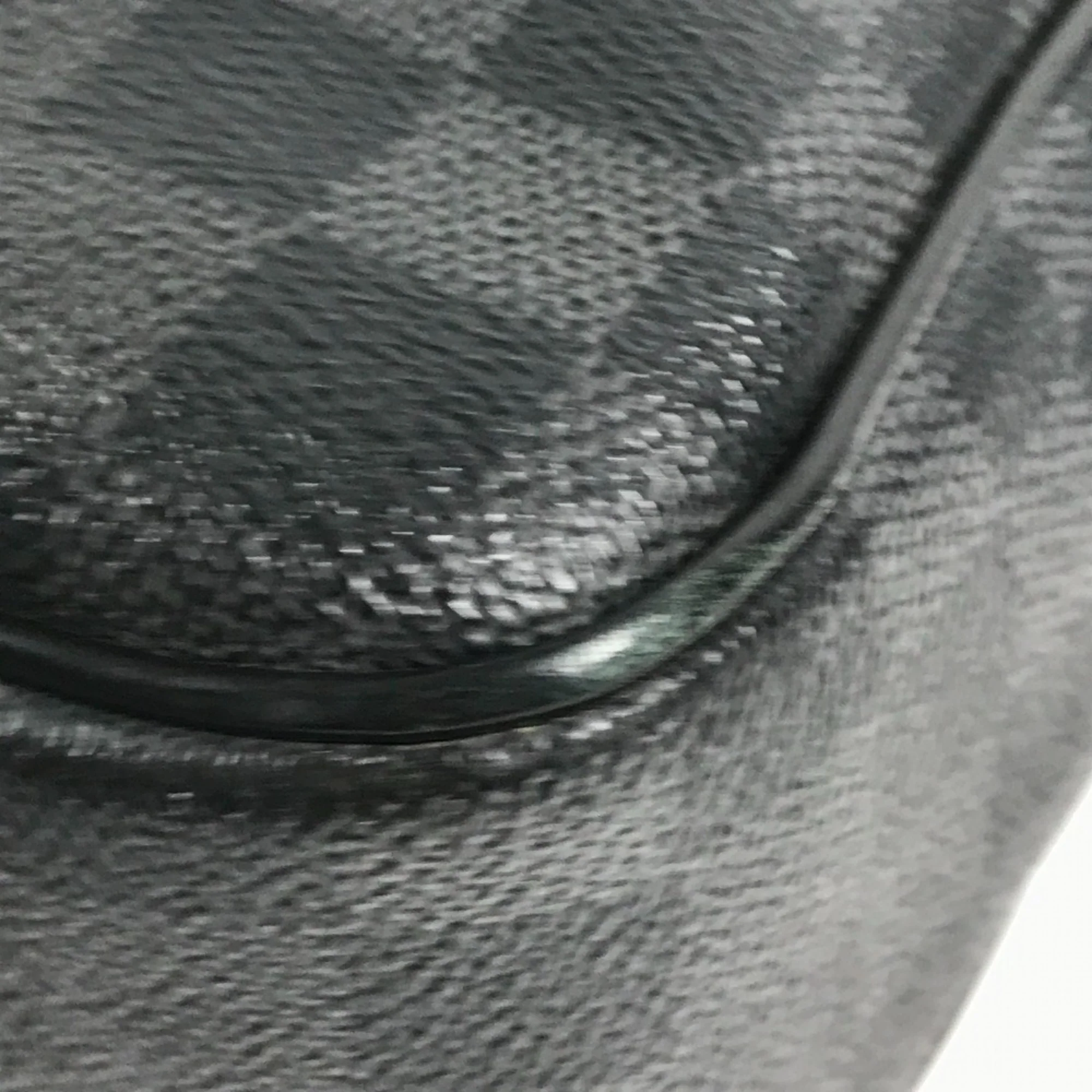 Daniel Messenger Bag Damier Graphite MM - Image 9