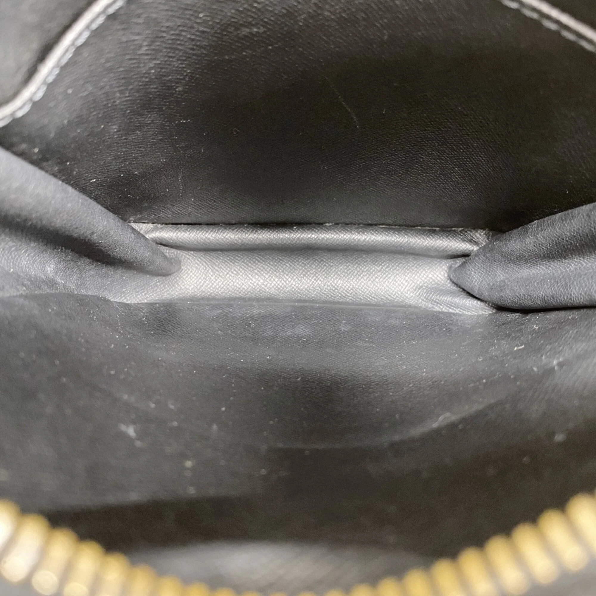 Danube Handbag Epi Leather - Image 4