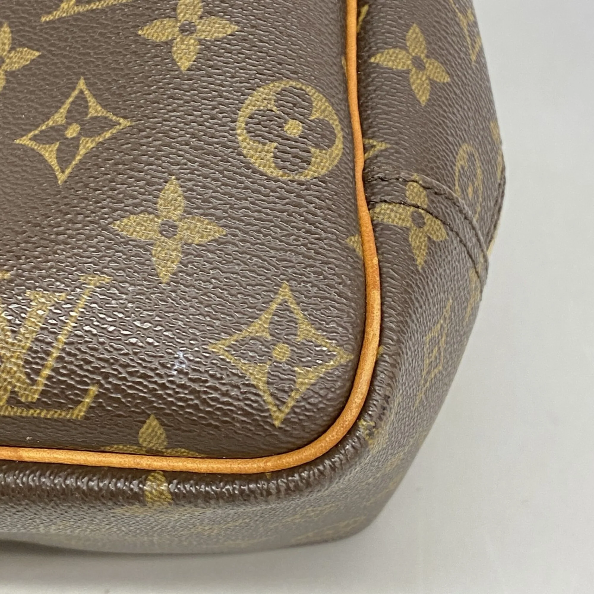 Deauville Handbag Monogram Canvas - Image 6