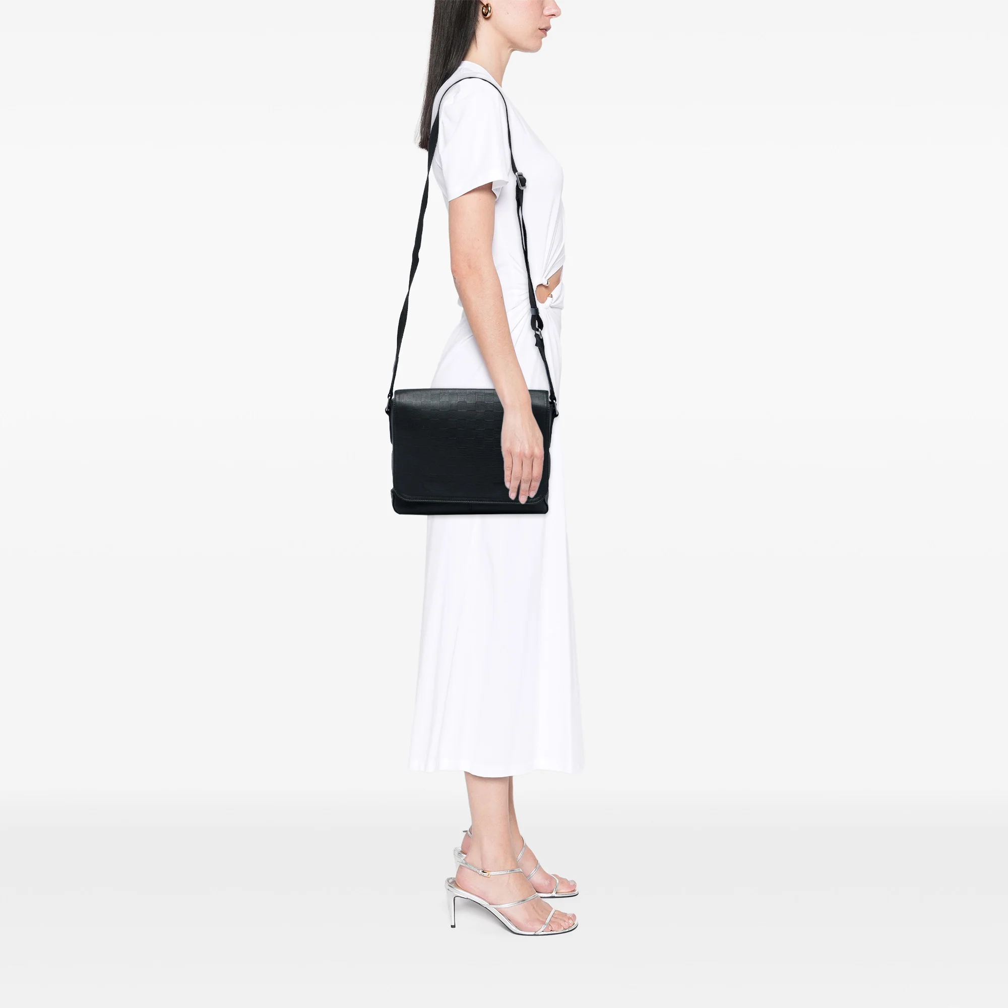 District Messenger Bag Damier Infini Leather PM - Image 5