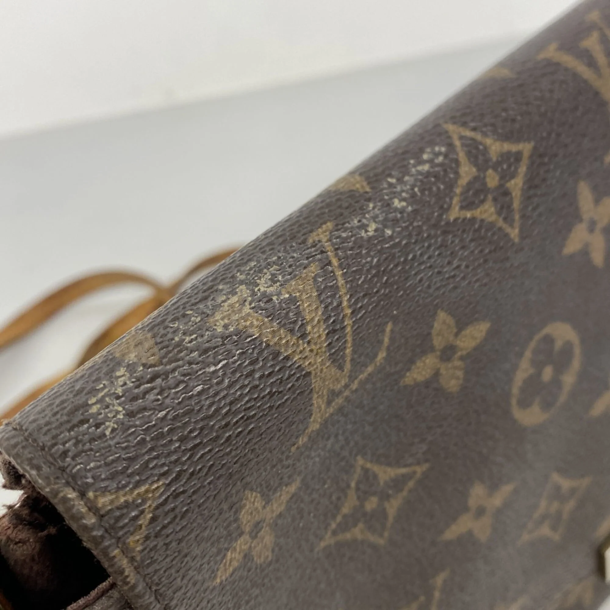 Favorite Handbag Monogram Canvas MM - Image 9