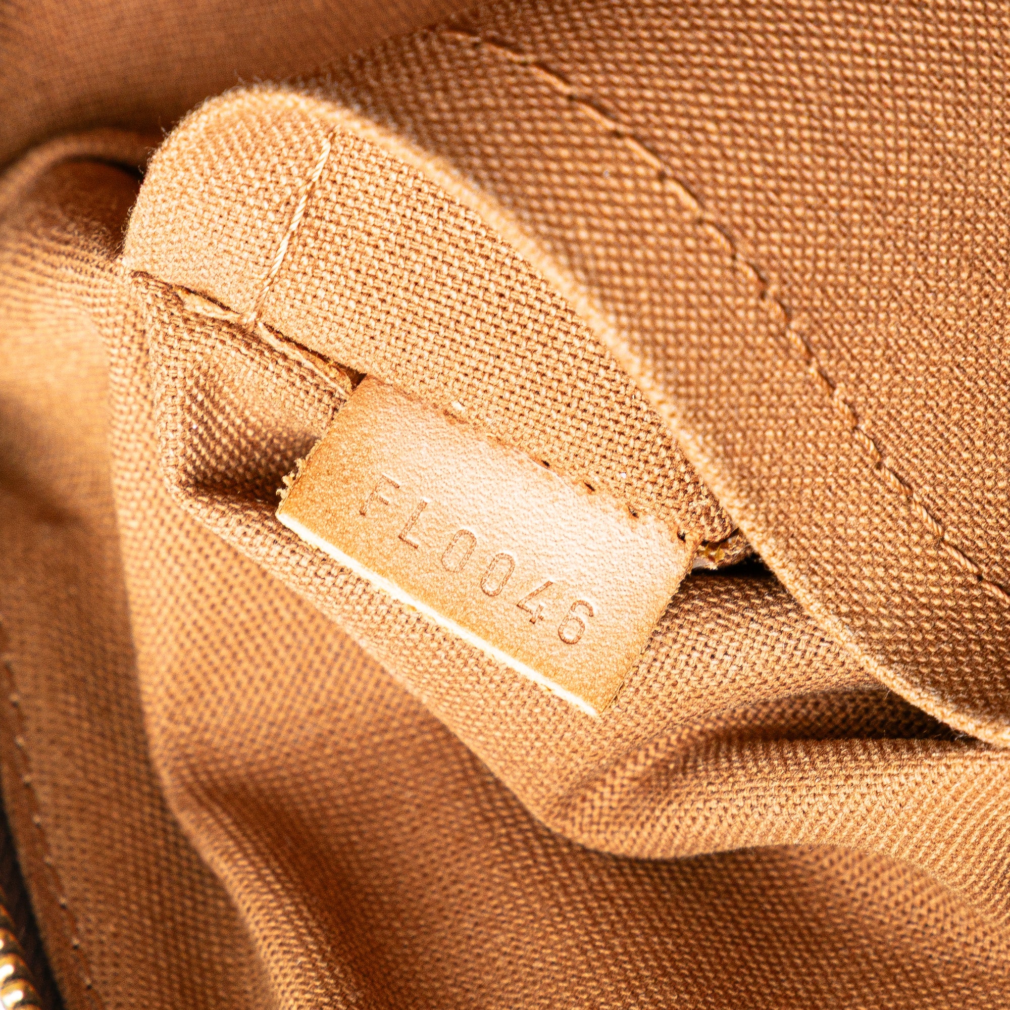 Lockit Handbag Monogram Canvas PM - Image 6
