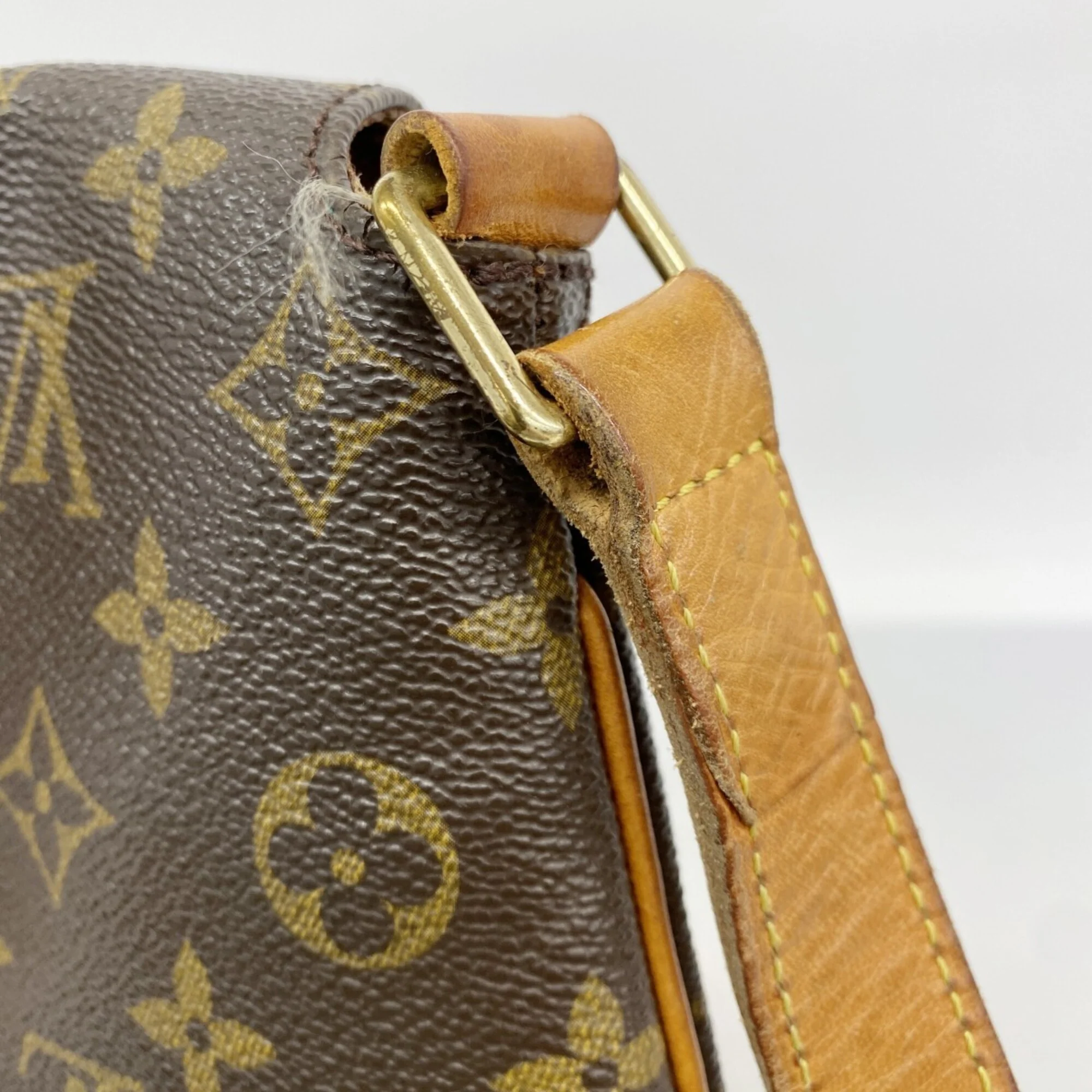 Musette Salsa Handbag Monogram Canvas GM - Image 9