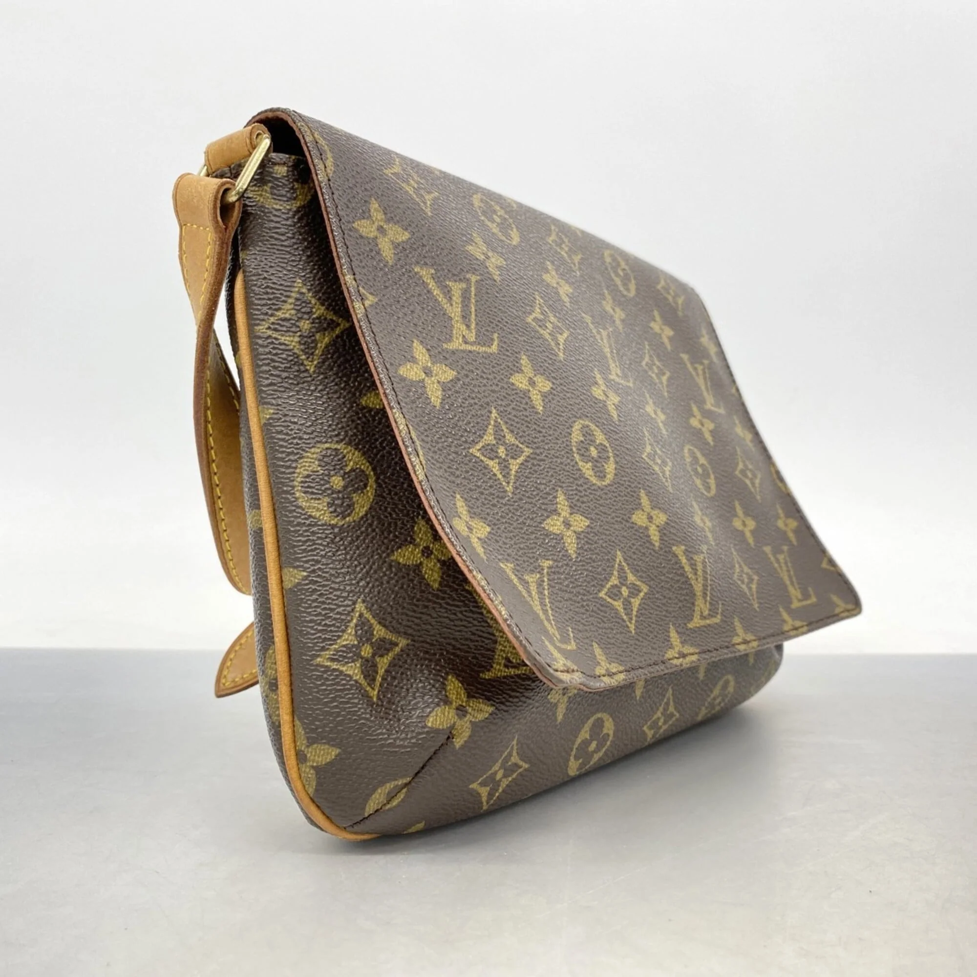 Musette Tango Handbag Monogram Canvas - Image 2