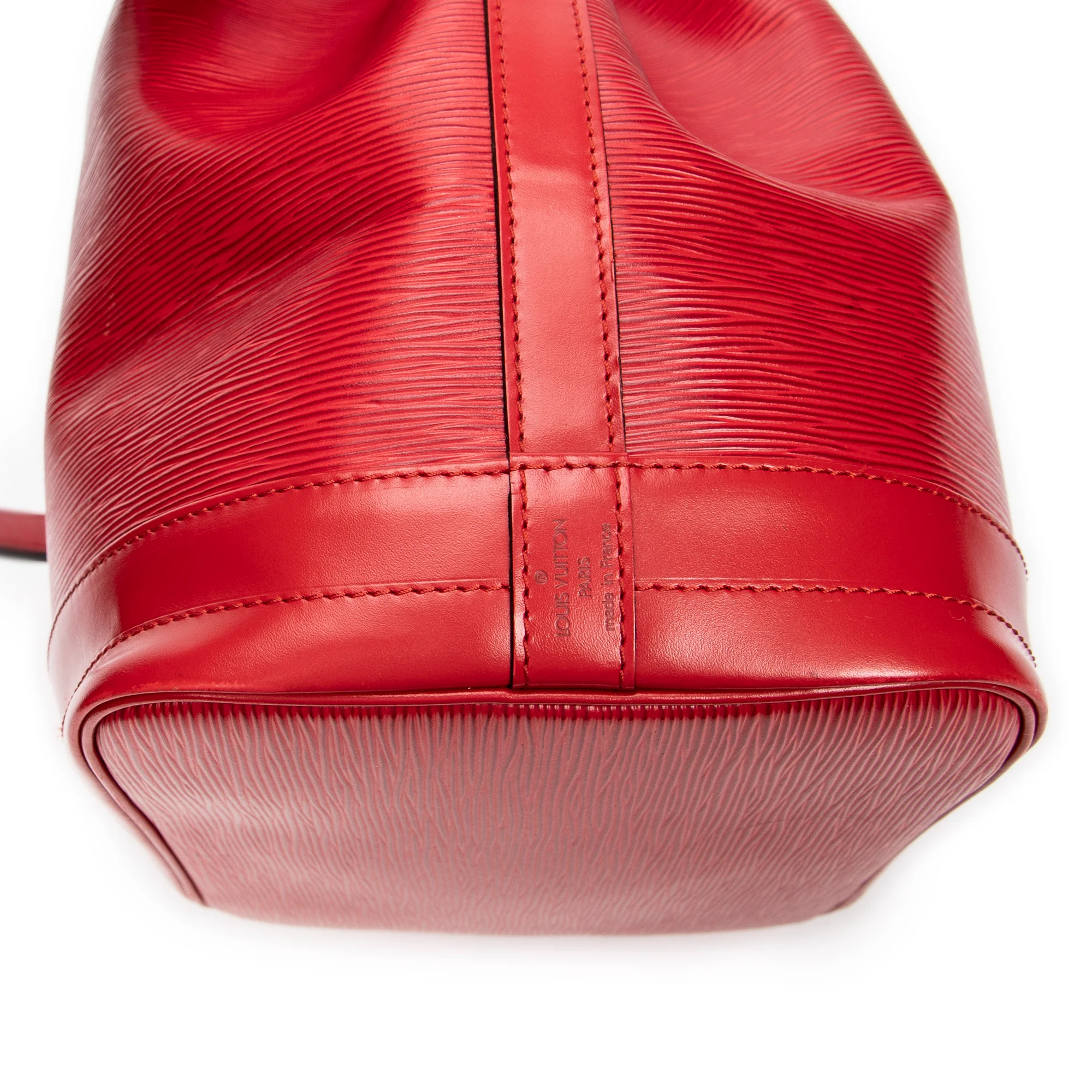 Noe Handbag Epi Leather Large - Image 8