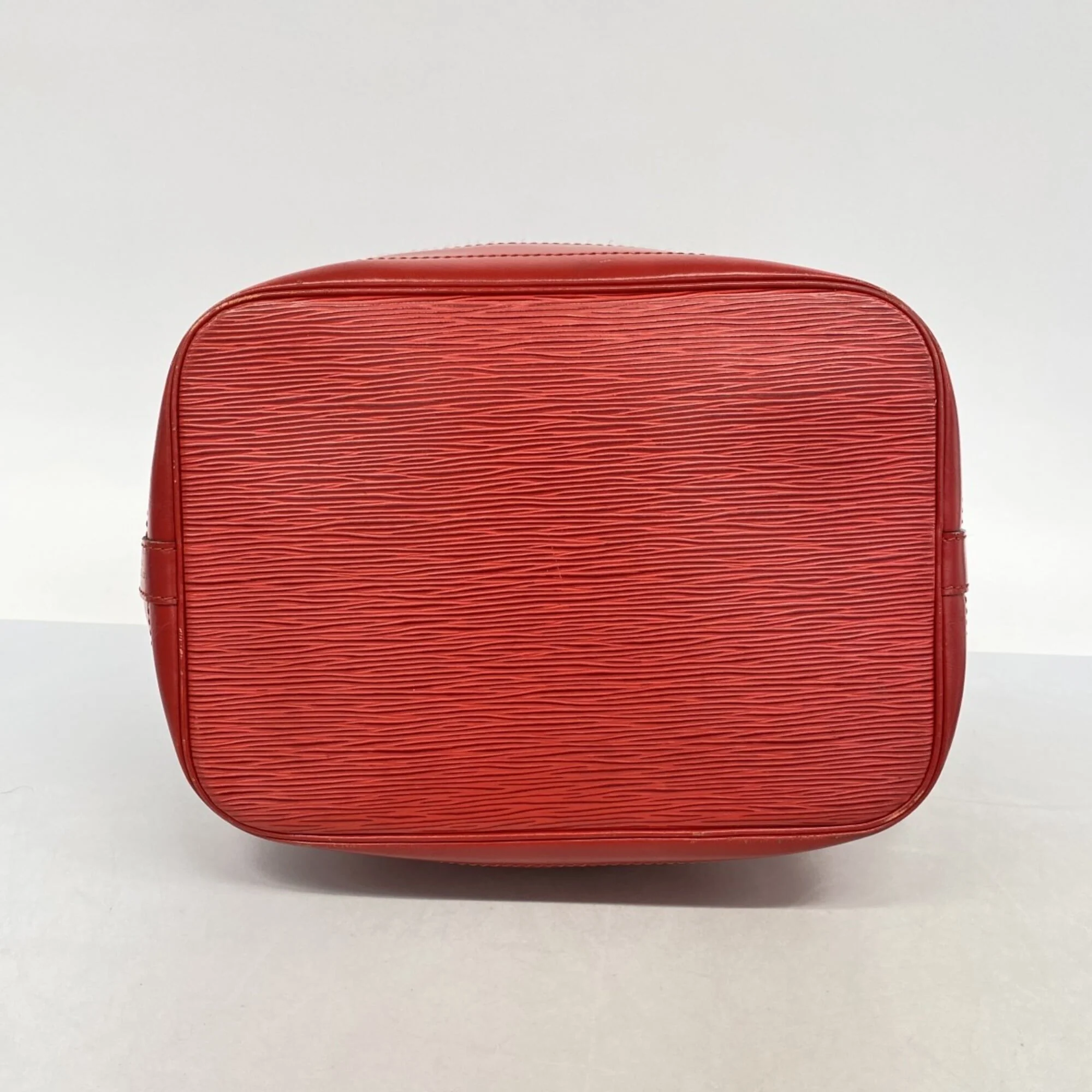 Noe Handbag Epi Leather Large - Image 3