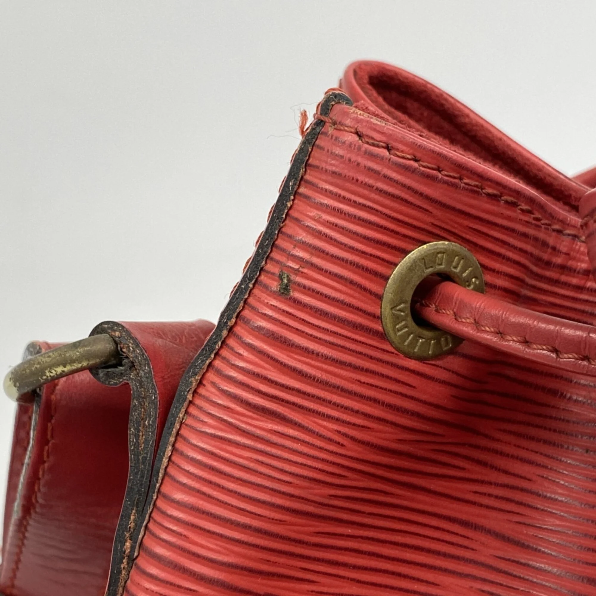 Noe Handbag Epi Leather Large - Image 7