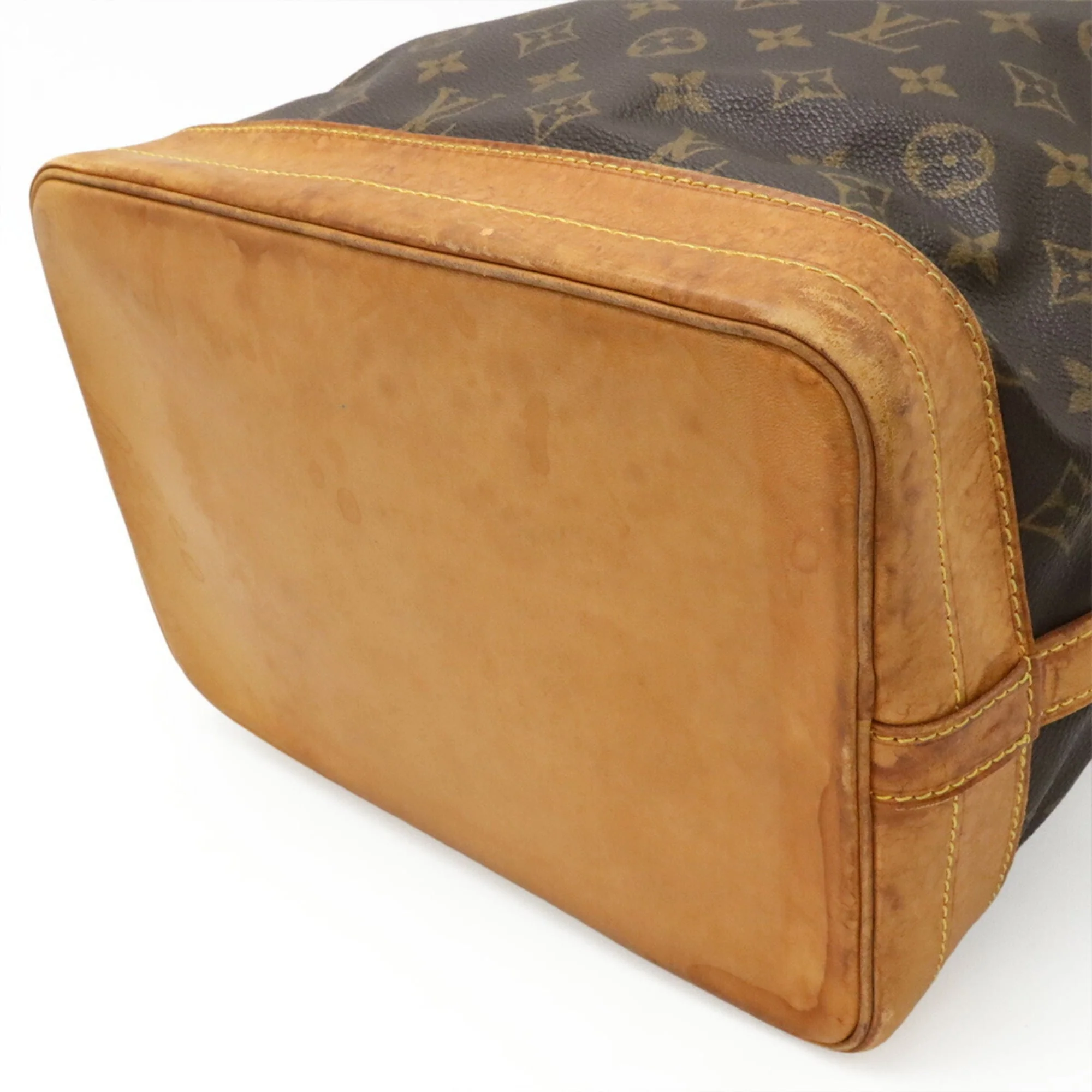 Noe Handbag Monogram Canvas Large - Image 4