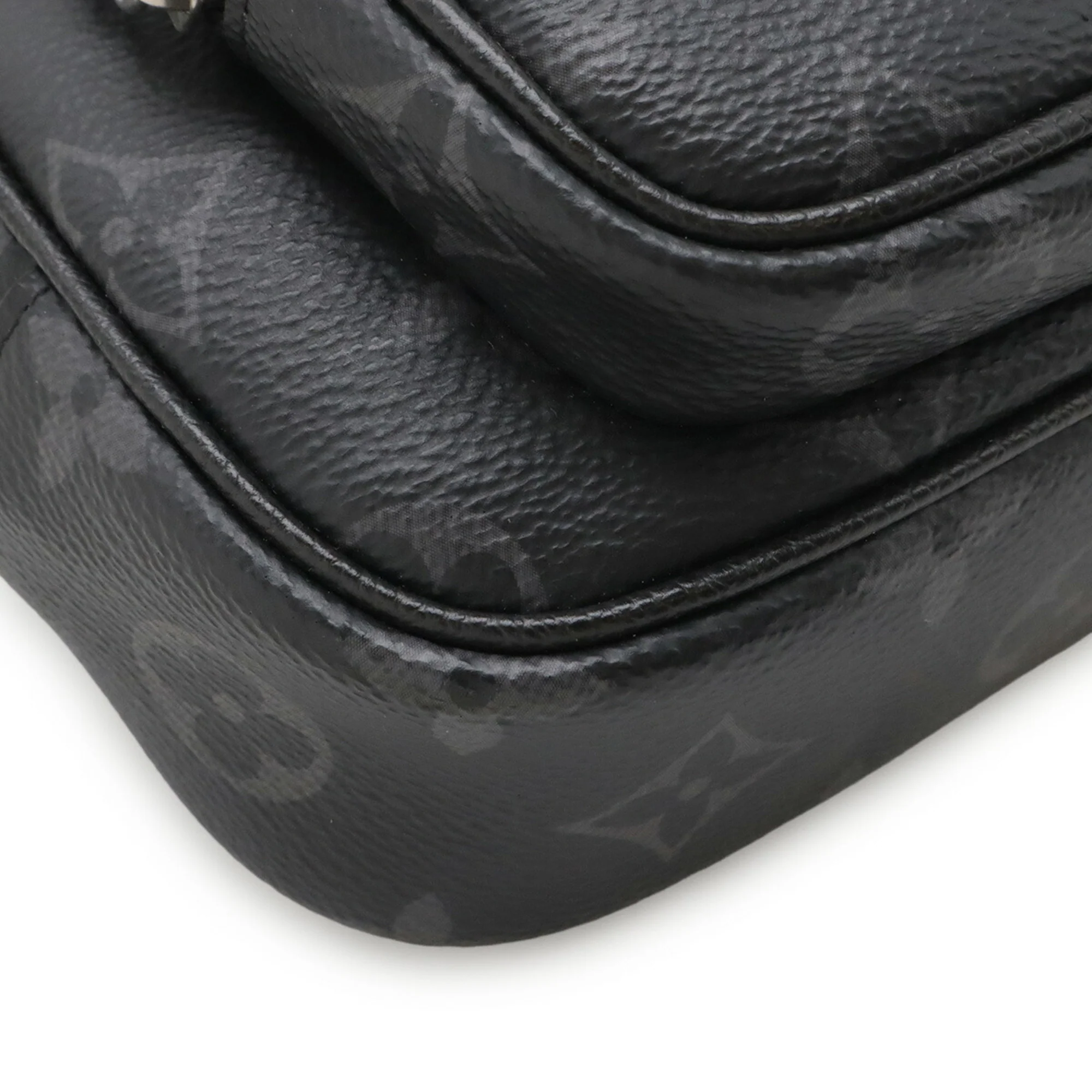 Outdoor Pouch Monogram Eclipse Canvas - Image 4
