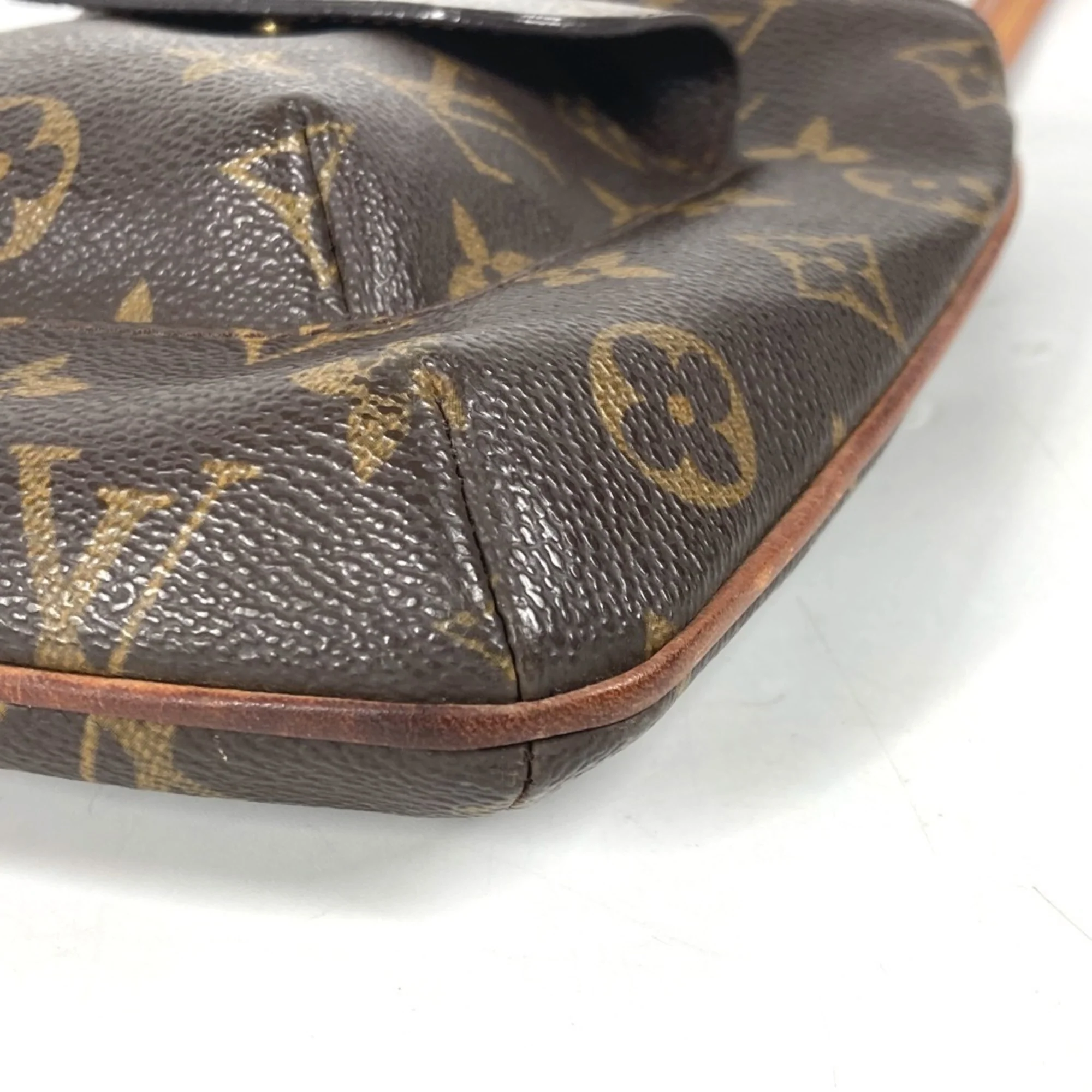 Partition Wristlet Clutch Monogram Canvas - Image 6