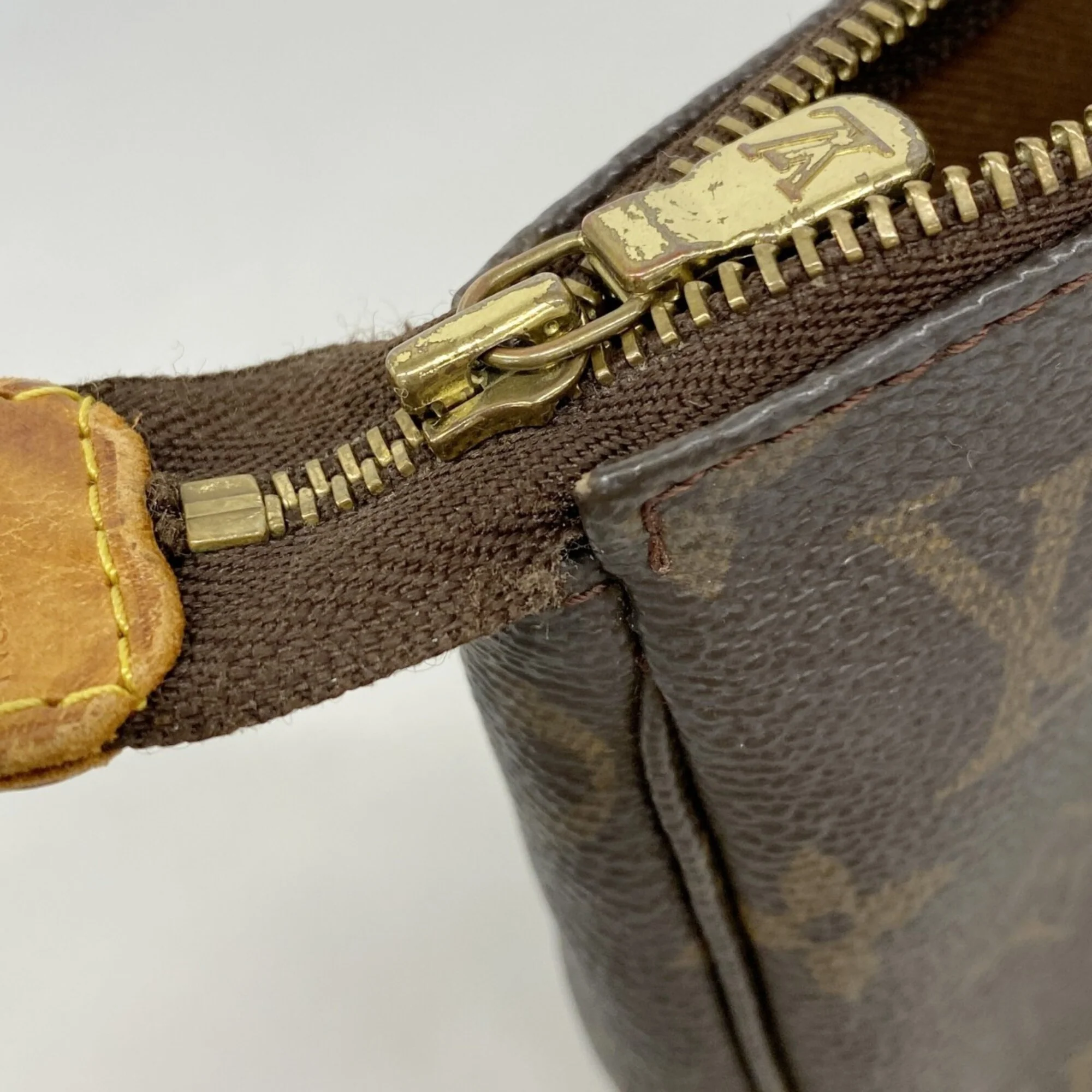Pochette Accessoires Monogram Canvas - Image 8