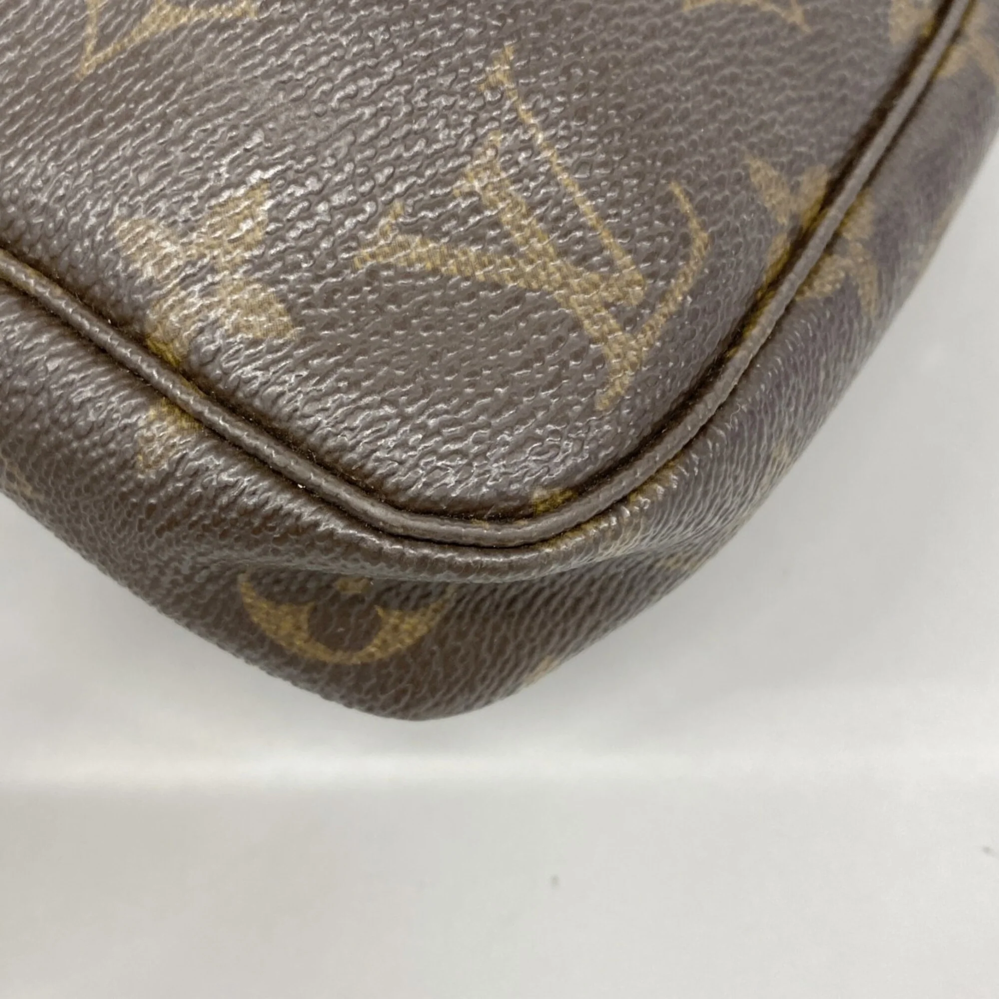 Pochette Accessoires Monogram Canvas - Image 9