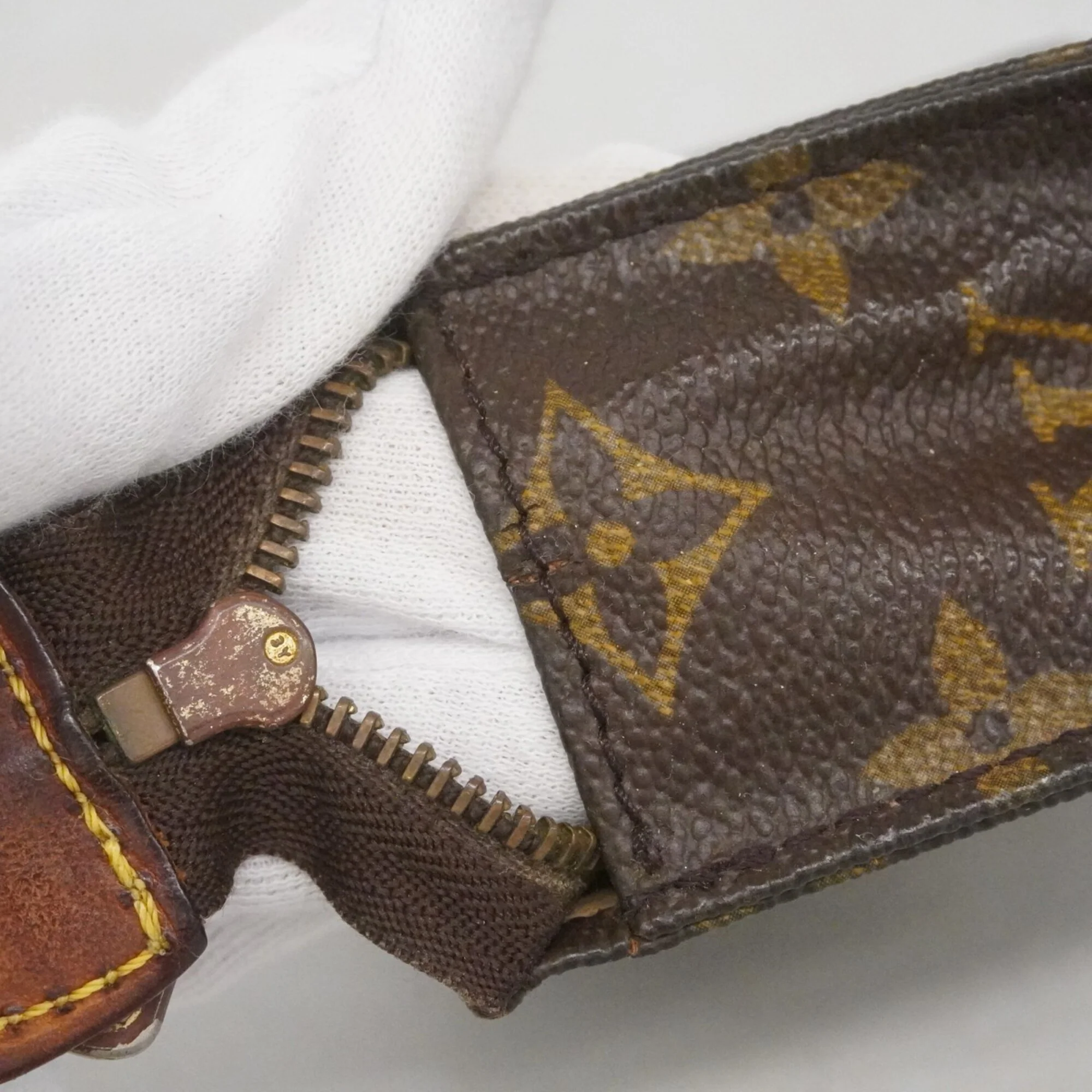 Pochette Accessoires Monogram Canvas - Image 7