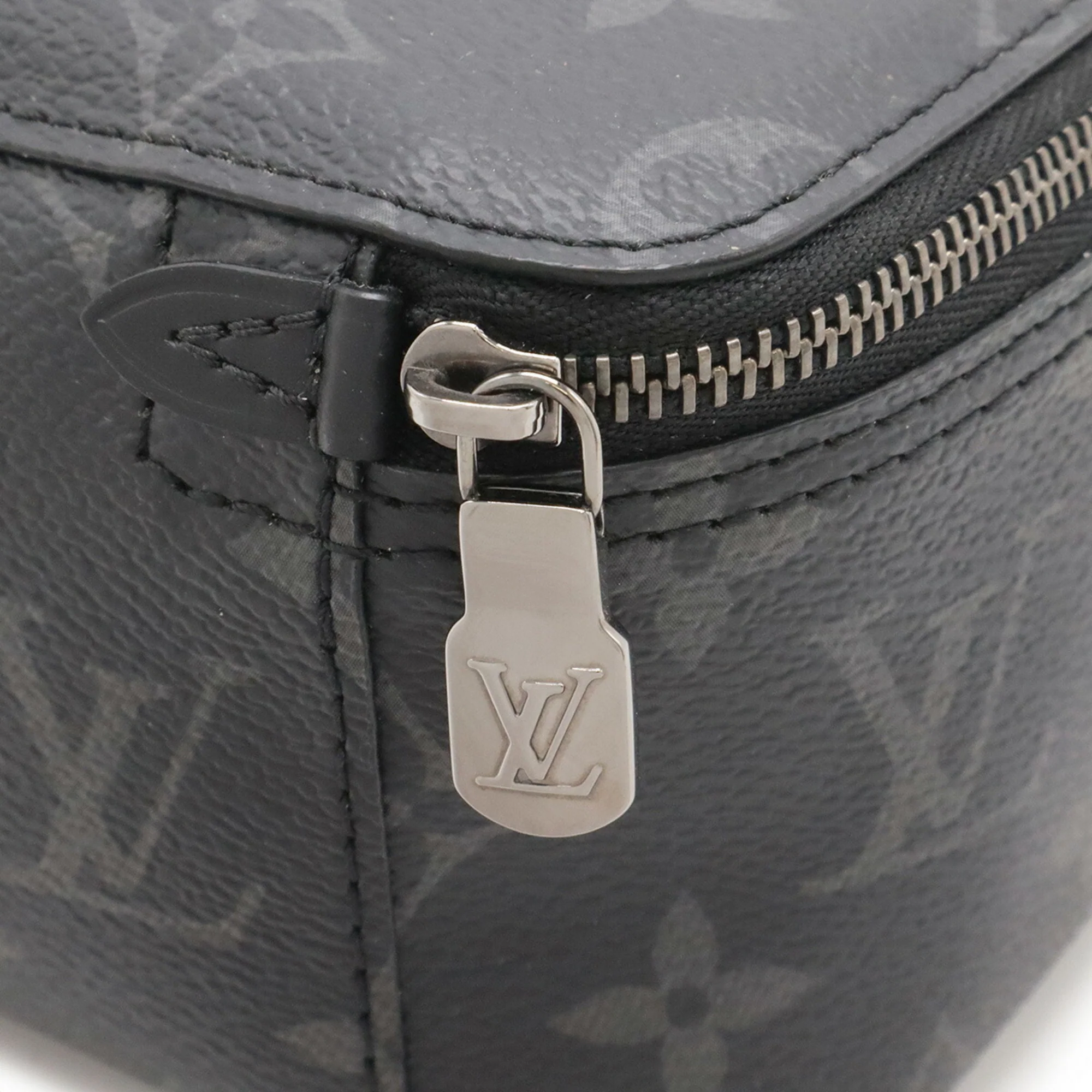 Pochette Volga Monogram Eclipse Canvas - Image 6