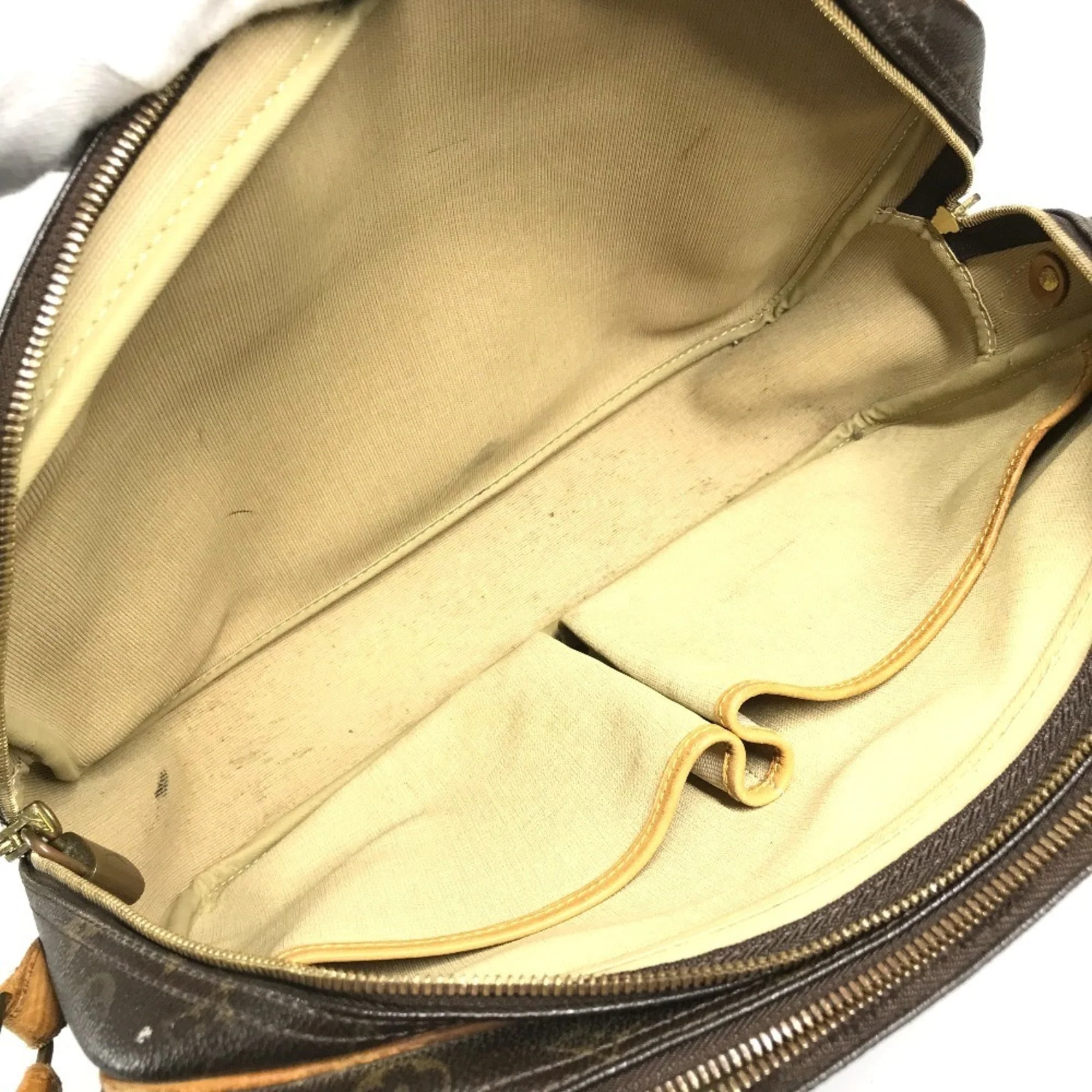 Reporter Bag Monogram Canvas GM - Image 9