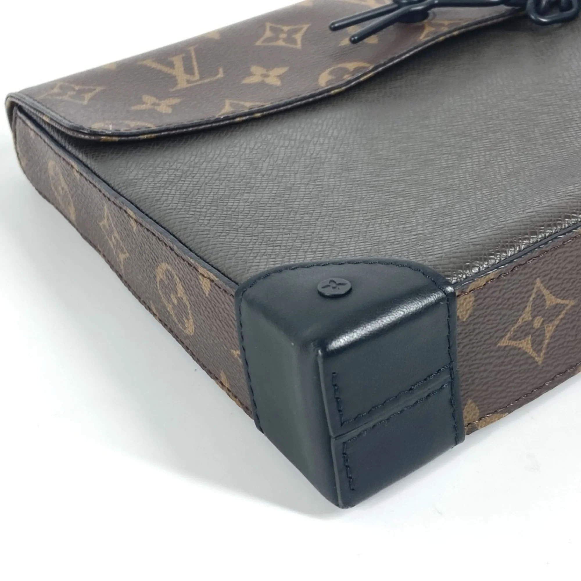 Robusto Briefcase Monogram Canvas and Taiga Leather - Image 7