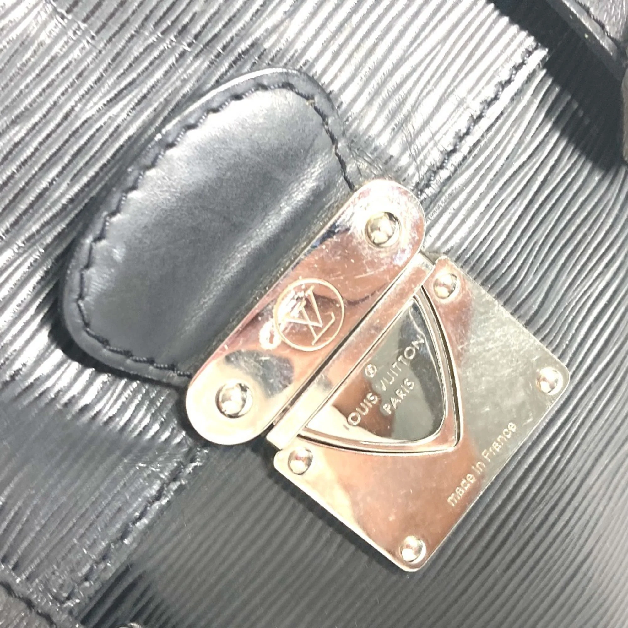 Segur Handbag Epi Leather MM - Image 8