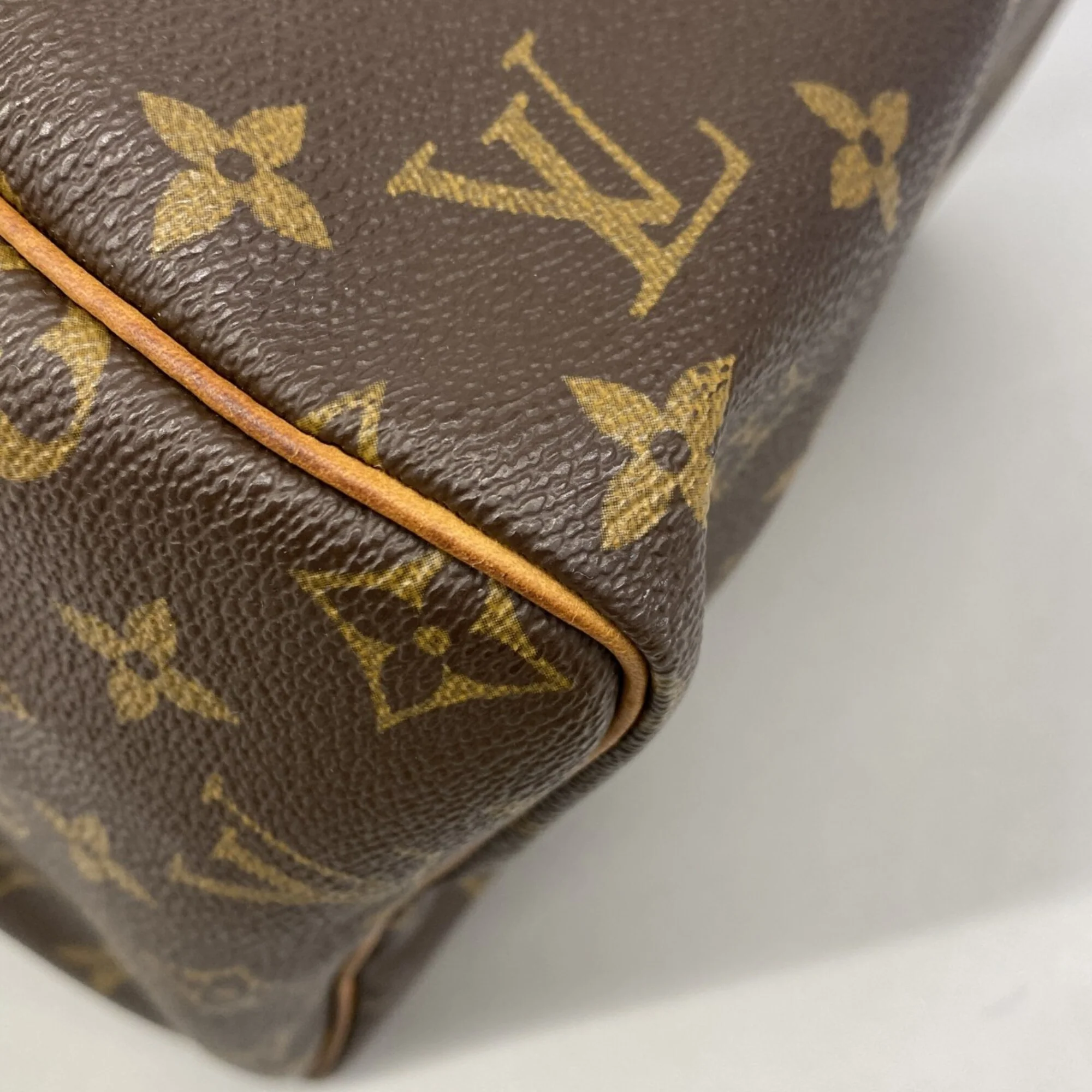 Speedy Handbag Monogram Canvas 30 - Image 7