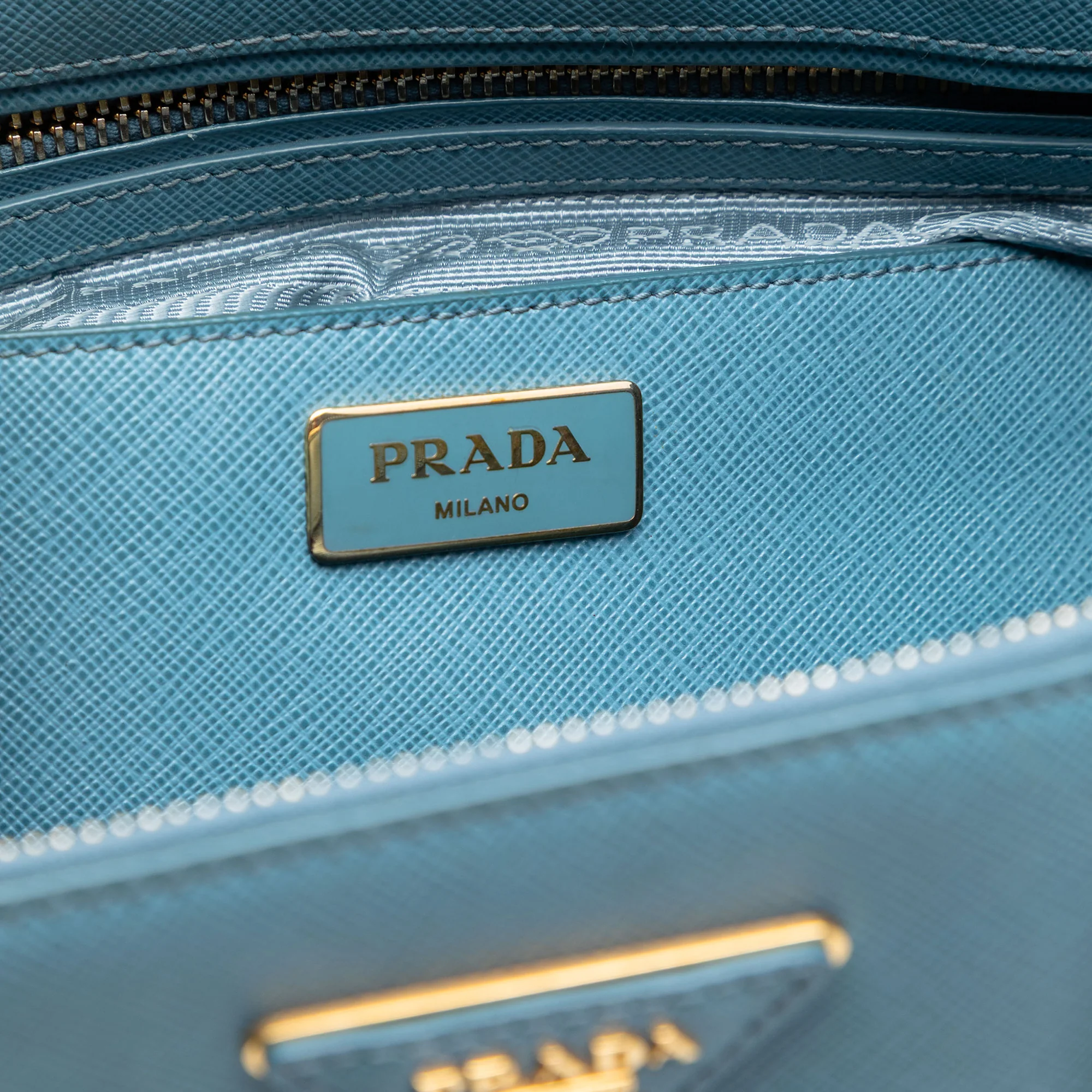 Double Zip Lux Tote Saffiano Leather Medium - Image 5