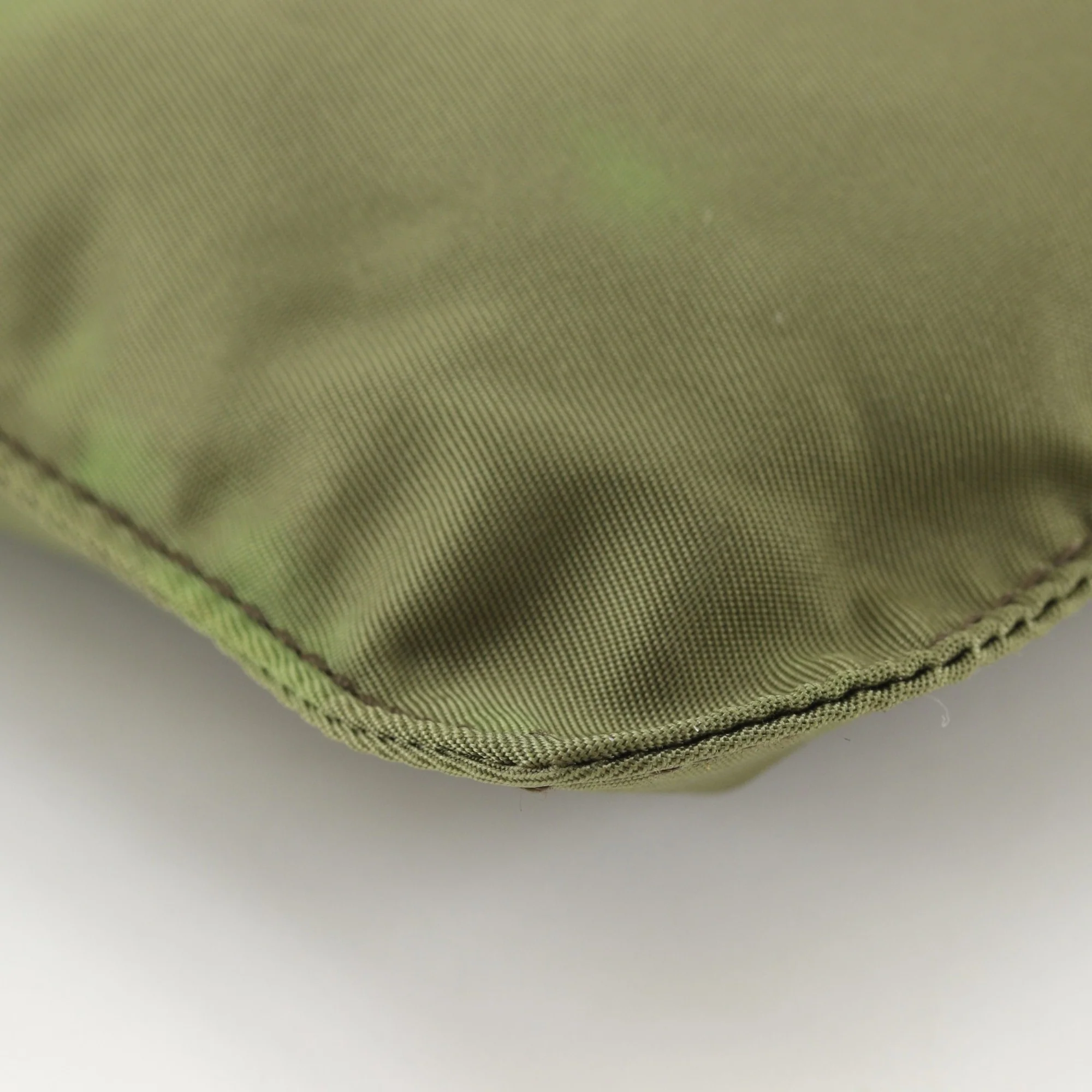 Front Pocket Messenger Bag Tessuto - Image 4