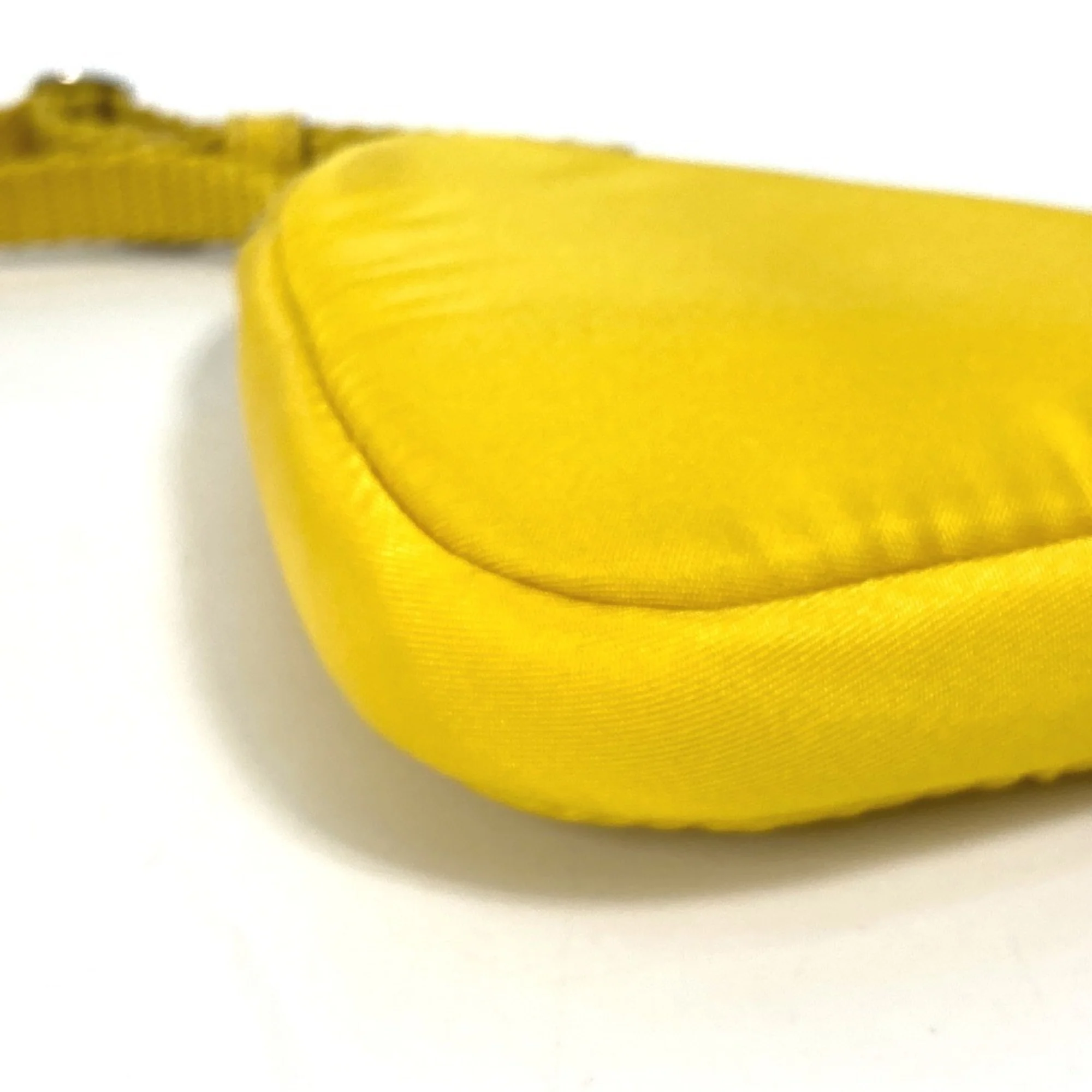 Re-Edition Shoulder Bag Tessuto Mini - Image 6