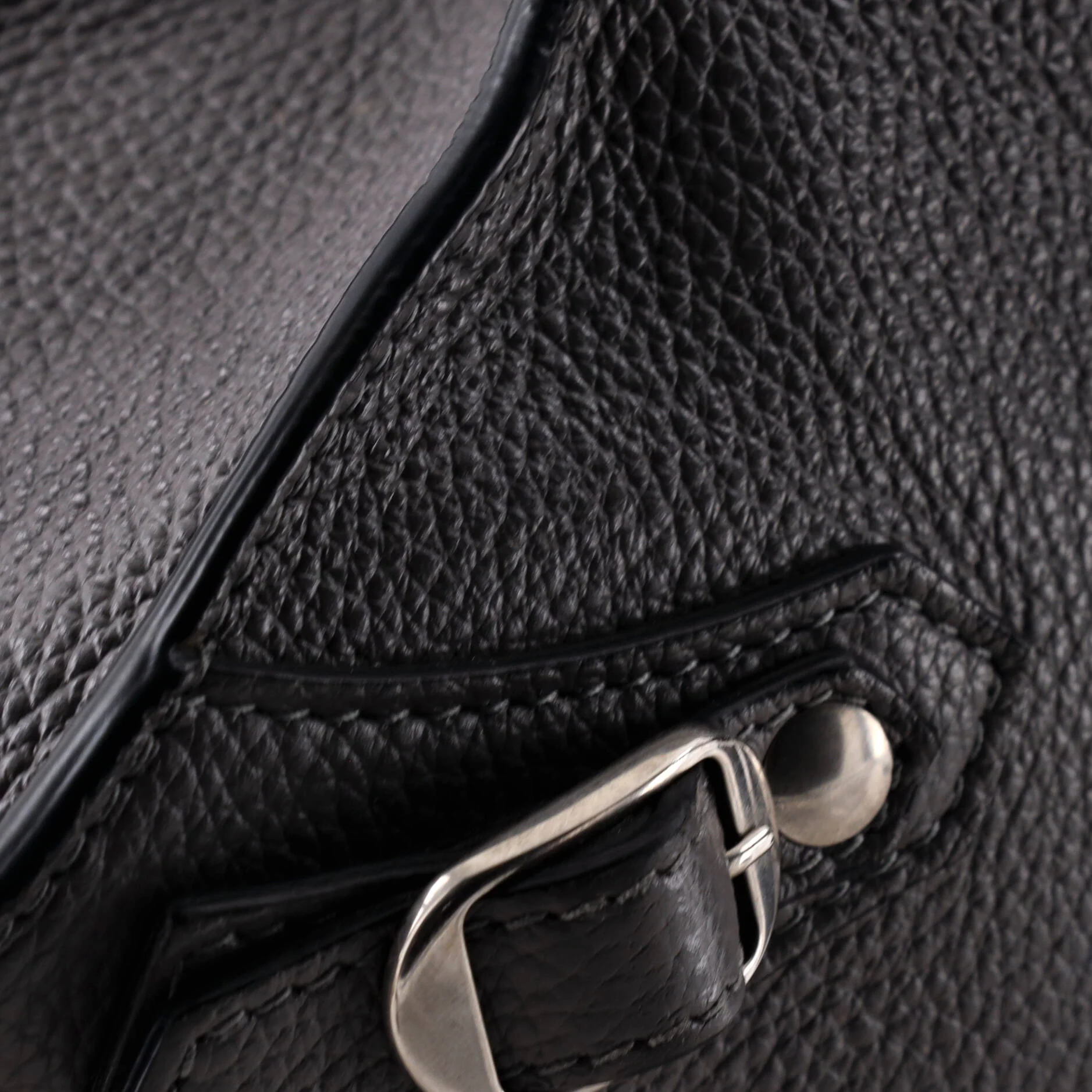 Neo Classic City Bag Leather Medium - Image 6