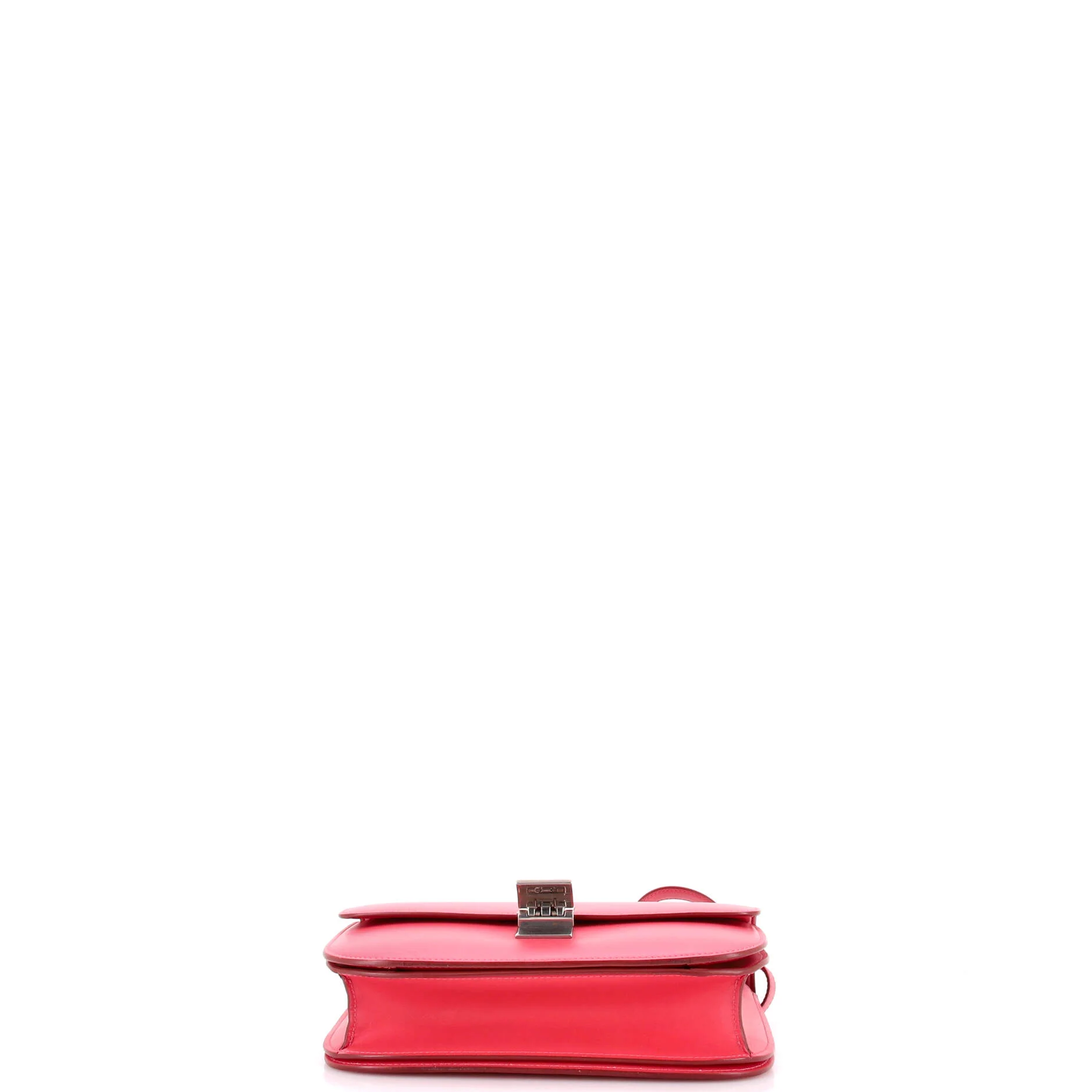 Classic Box Bag Smooth Leather Medium - Image 8