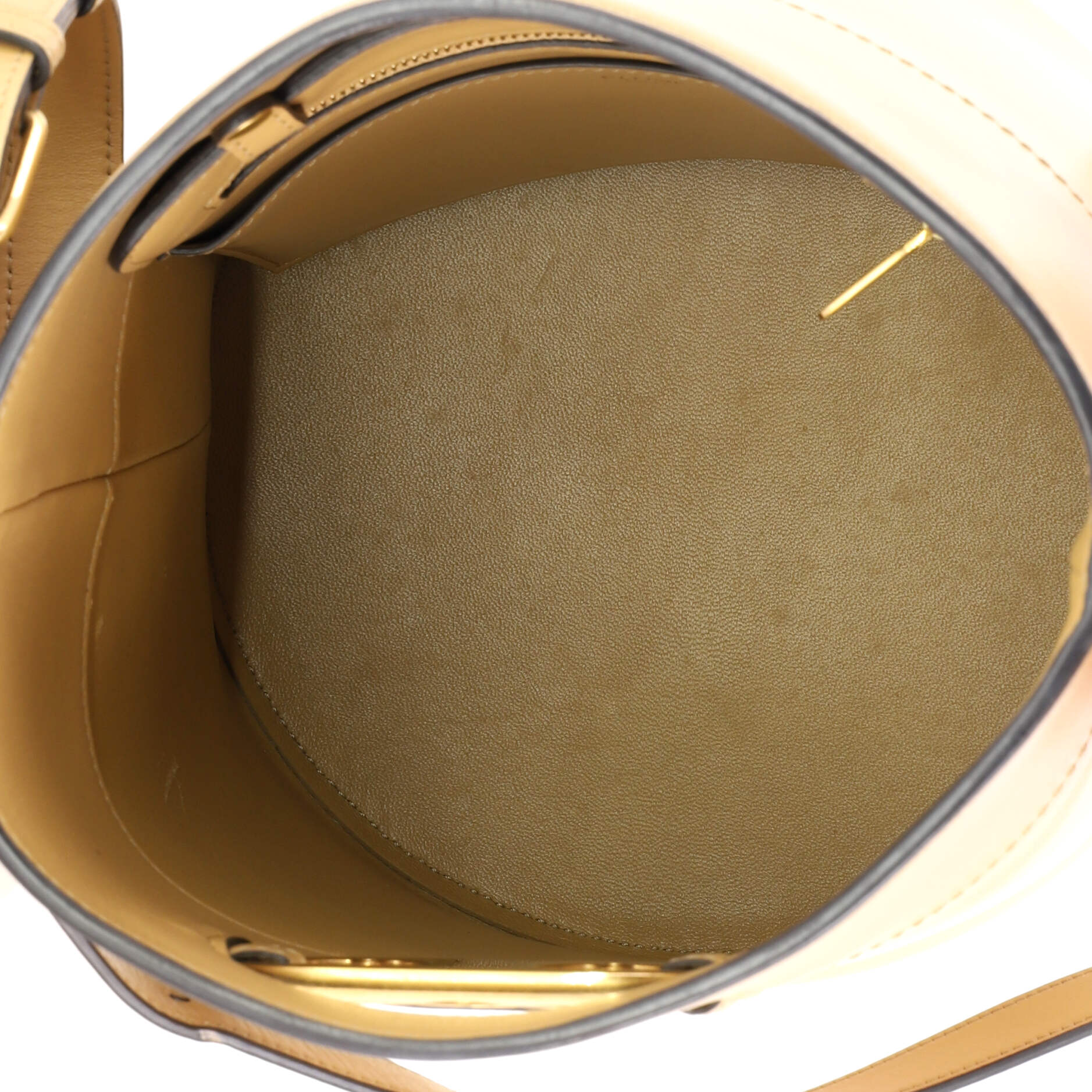 Maillon Triomphe Bucket Bag Leather Medium - Image 5