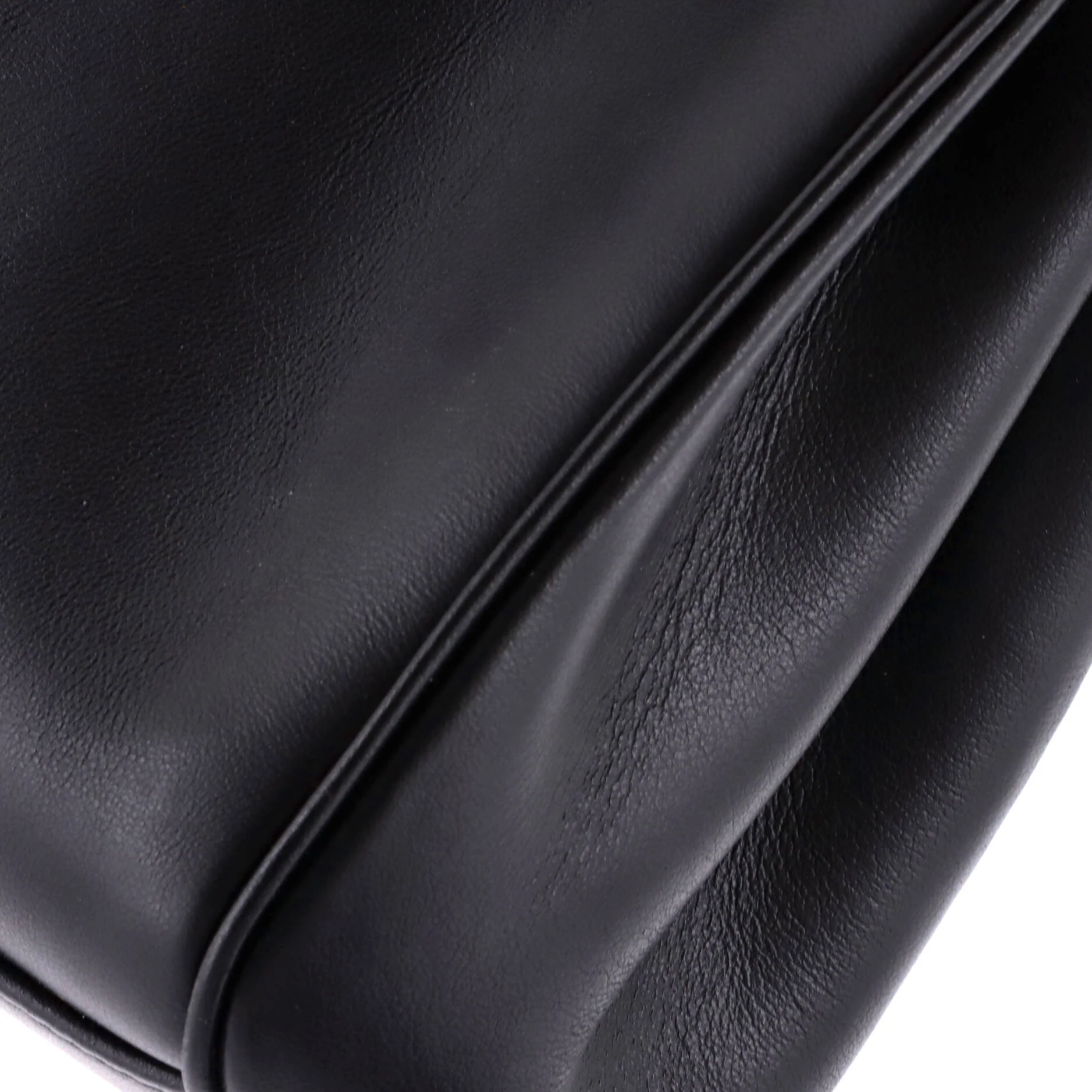 Soft 16 Bag Smooth Calfskin Teen - Image 7