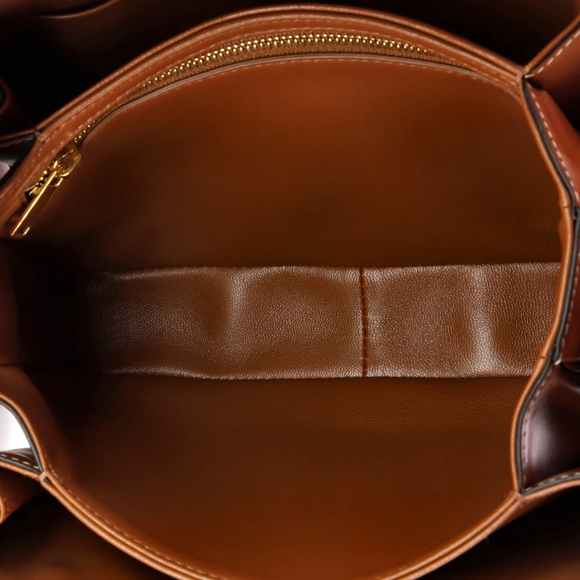 Triomphe Shoulder Bag Triomphe Coated Canvas Medium - Image 5