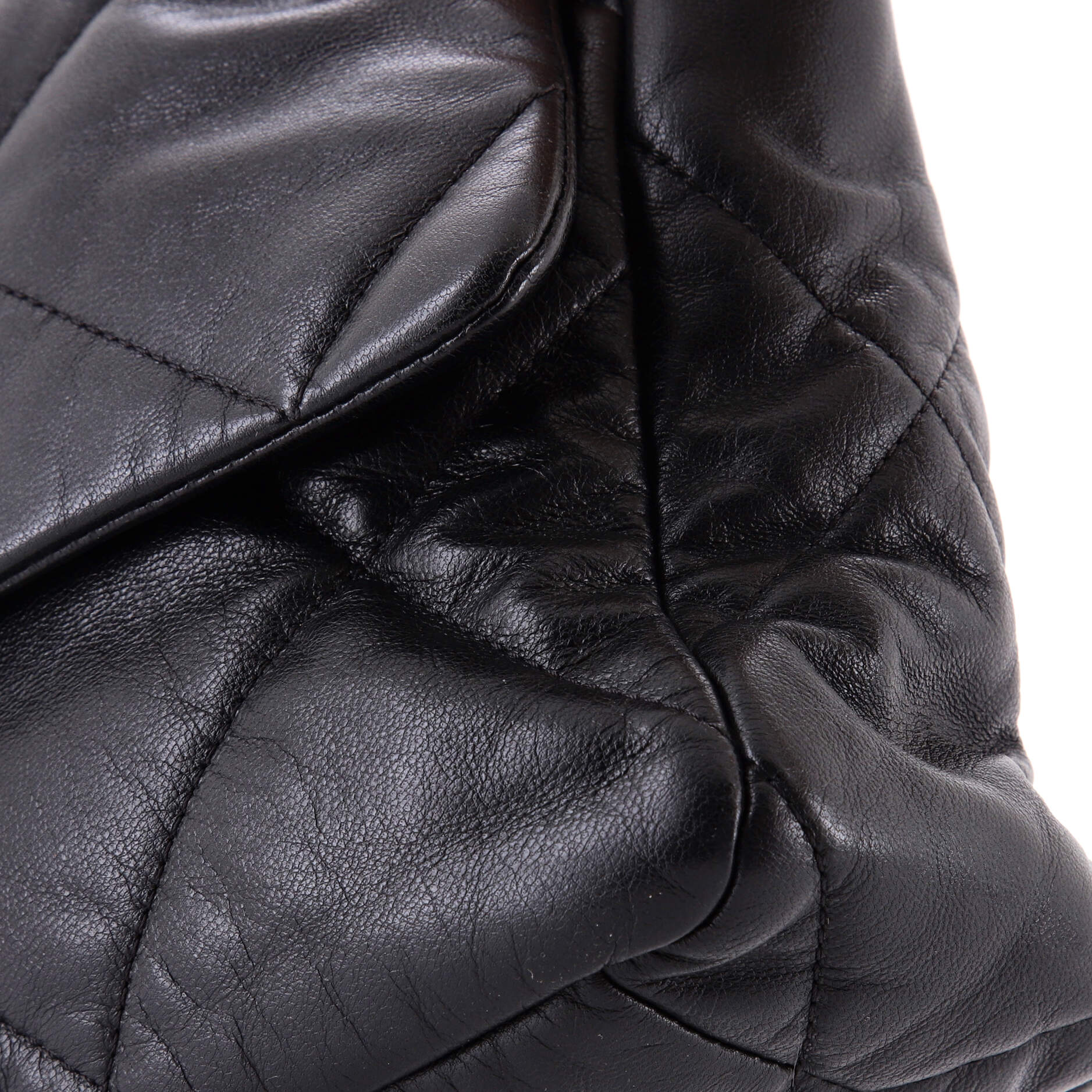 19 Flap Bag Quilted Leather Large - Image 6