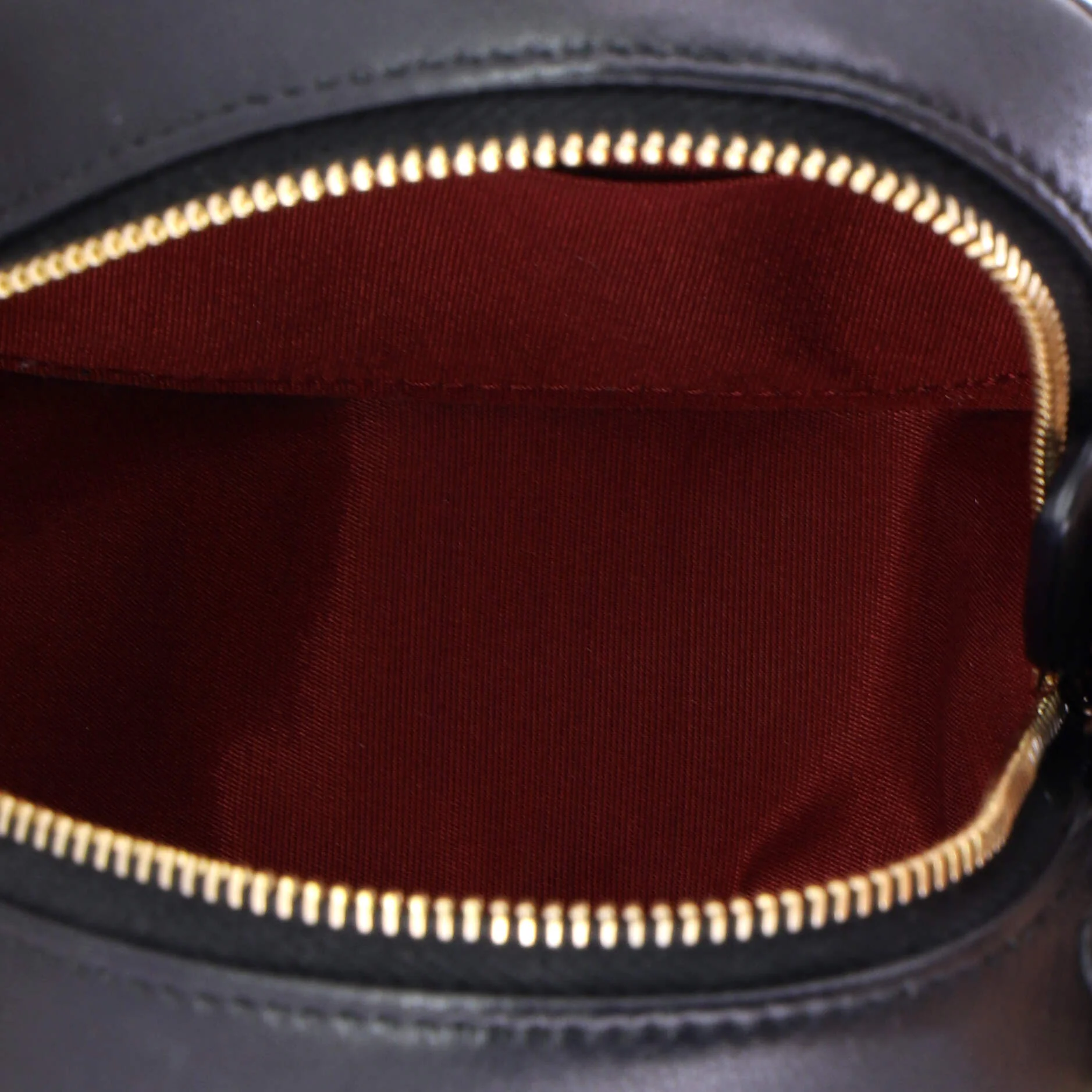 19 Round Clutch with Chain Quilted Leather - Image 9