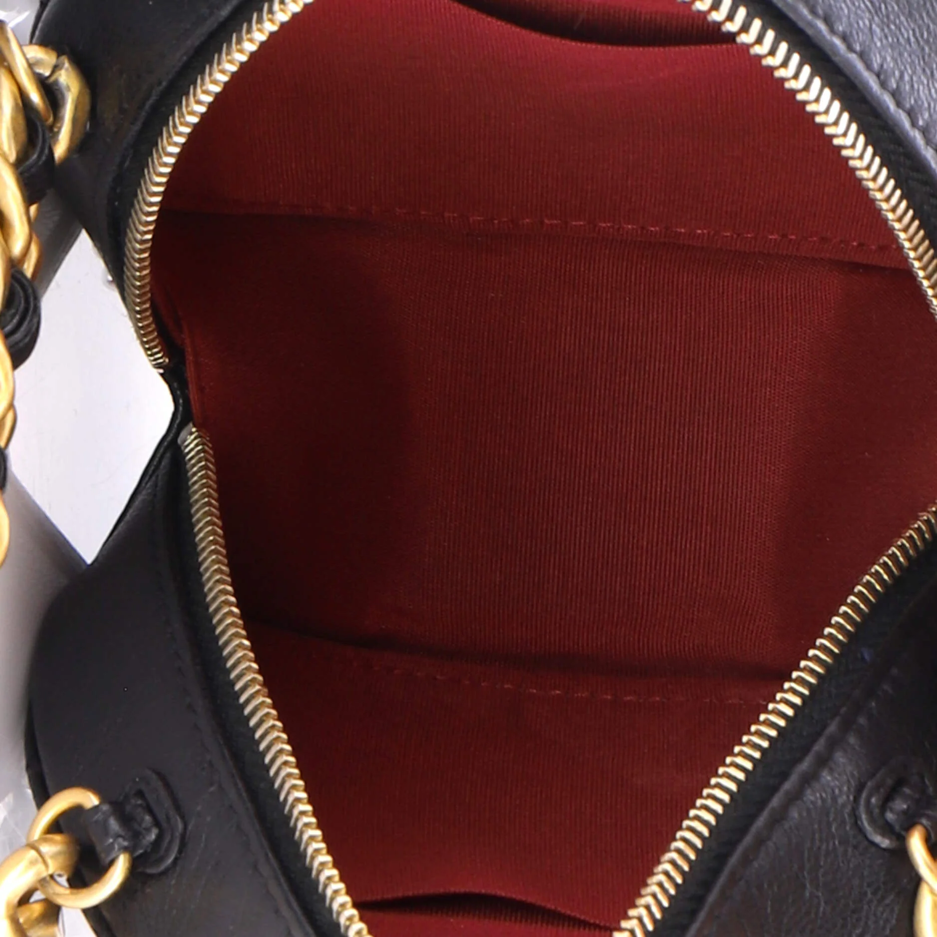 19 Round Clutch with Chain Quilted Leather - Image 6