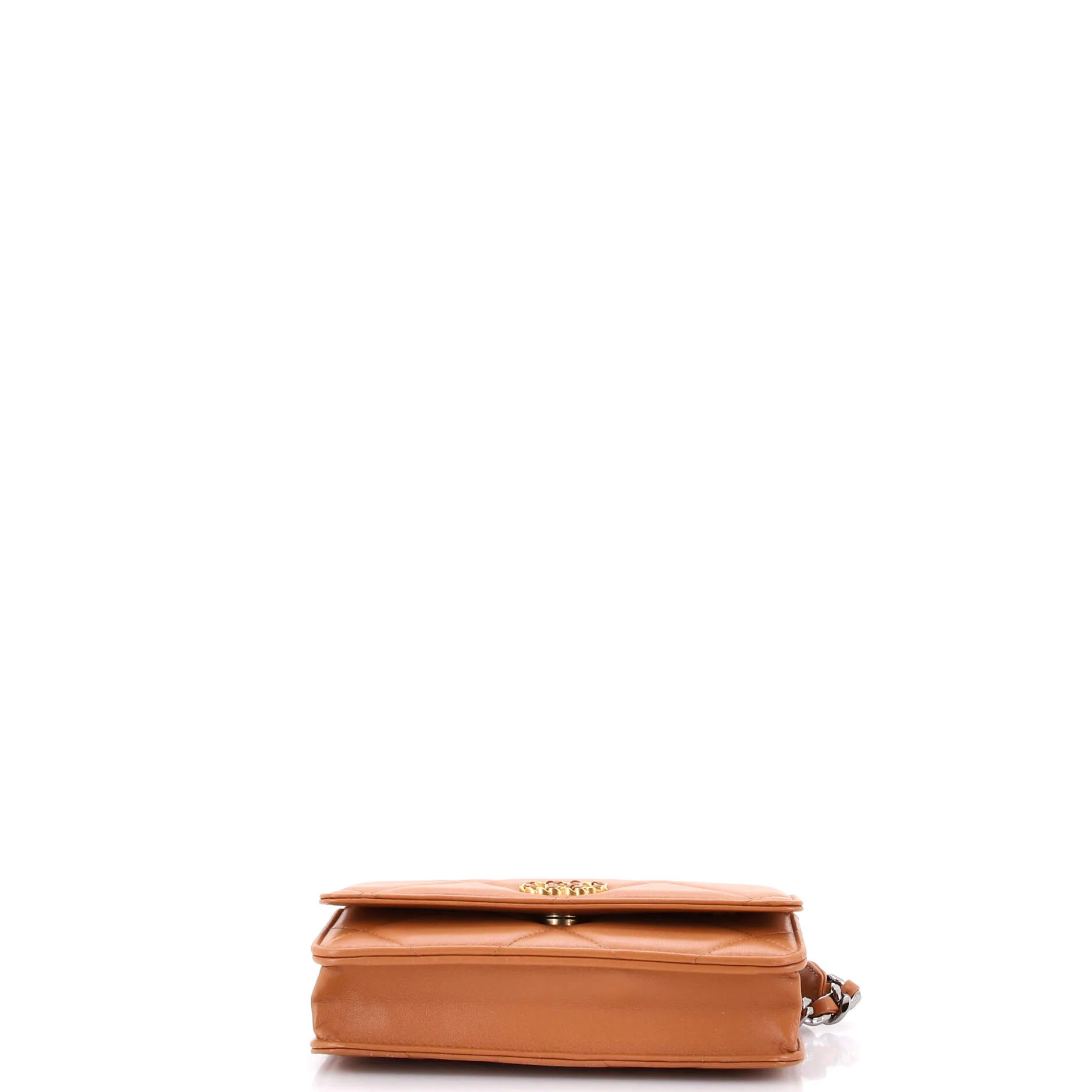 19 Wallet on Chain Quilted Lambskin - Image 4