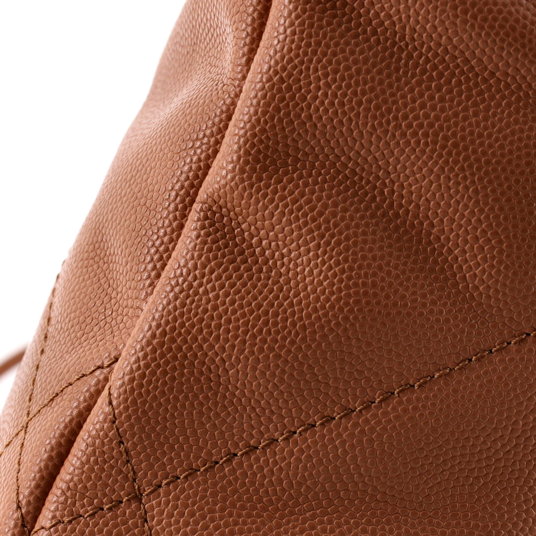 22 Chain Hobo Quilted Caviar Mini - Image 6