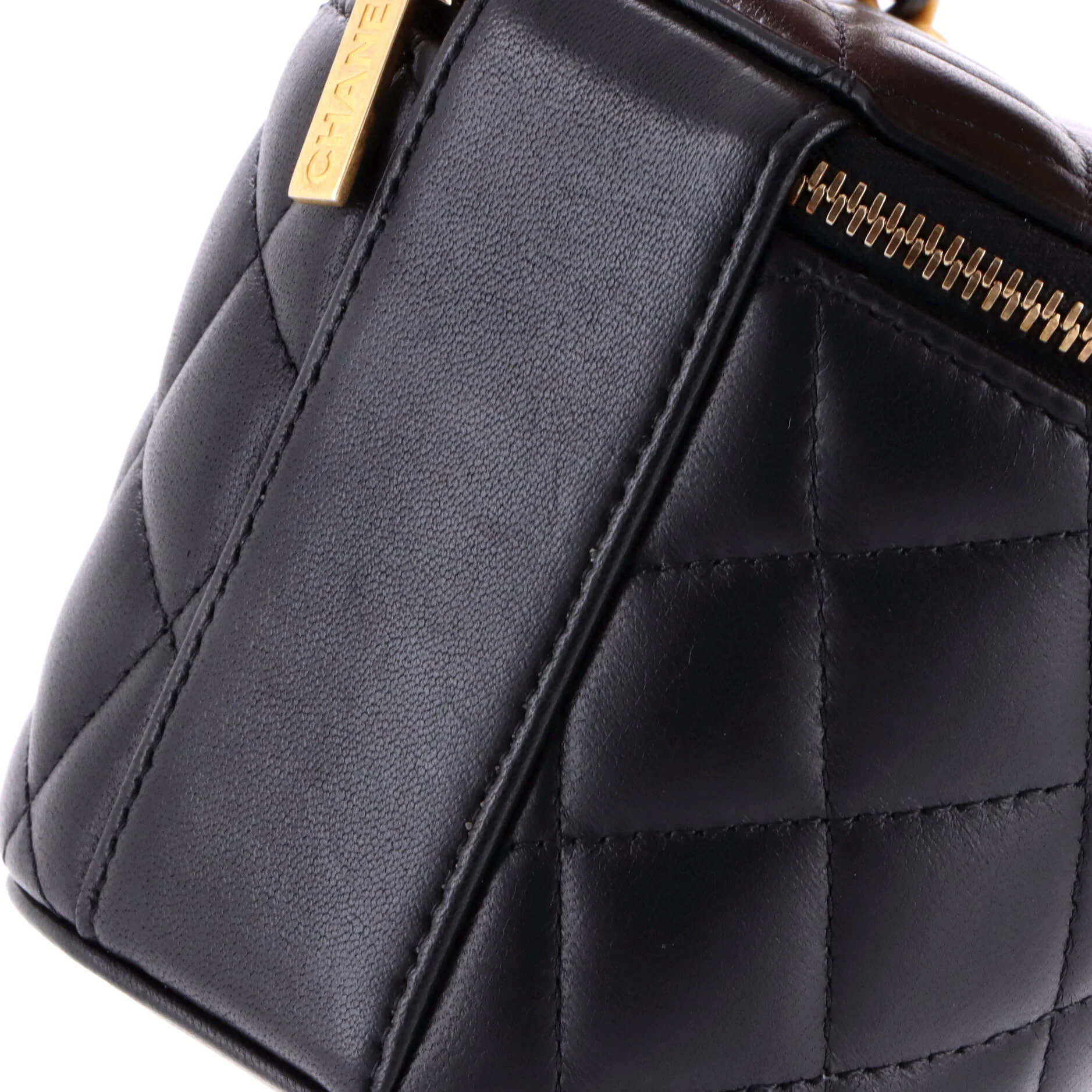 Afternoon Tea Vanity Bucket Bag Quilted Lambskin Mini - Image 7