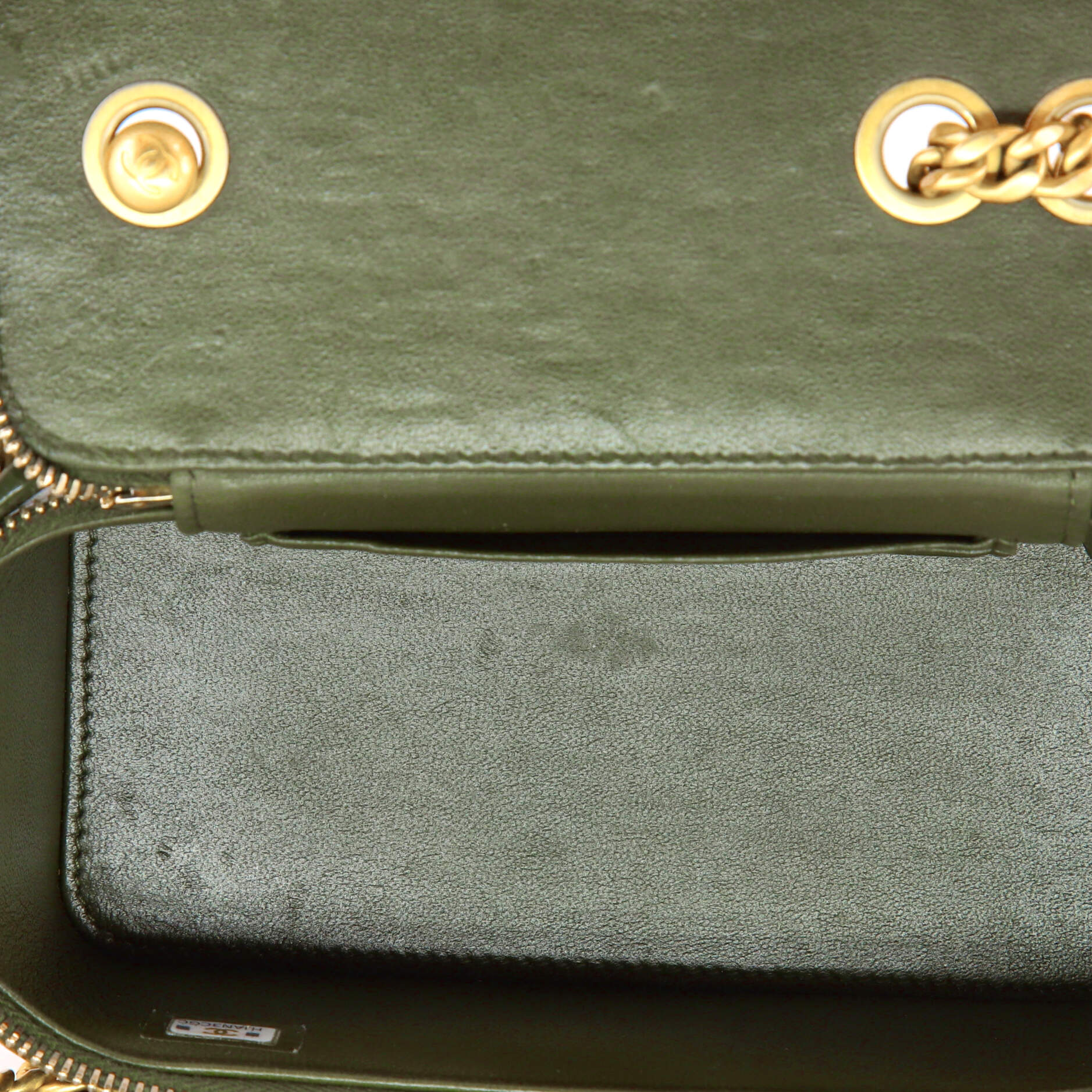 All Slide Long Vanity Case with Chain Quilted Lambskin Small - Image 5